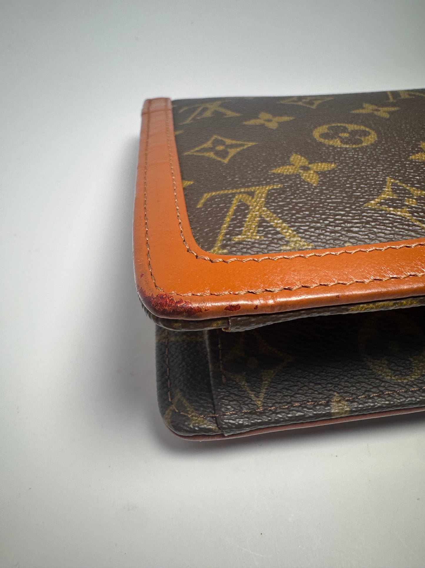 Louis Vuitton Pochette Dame Monogram Clutch