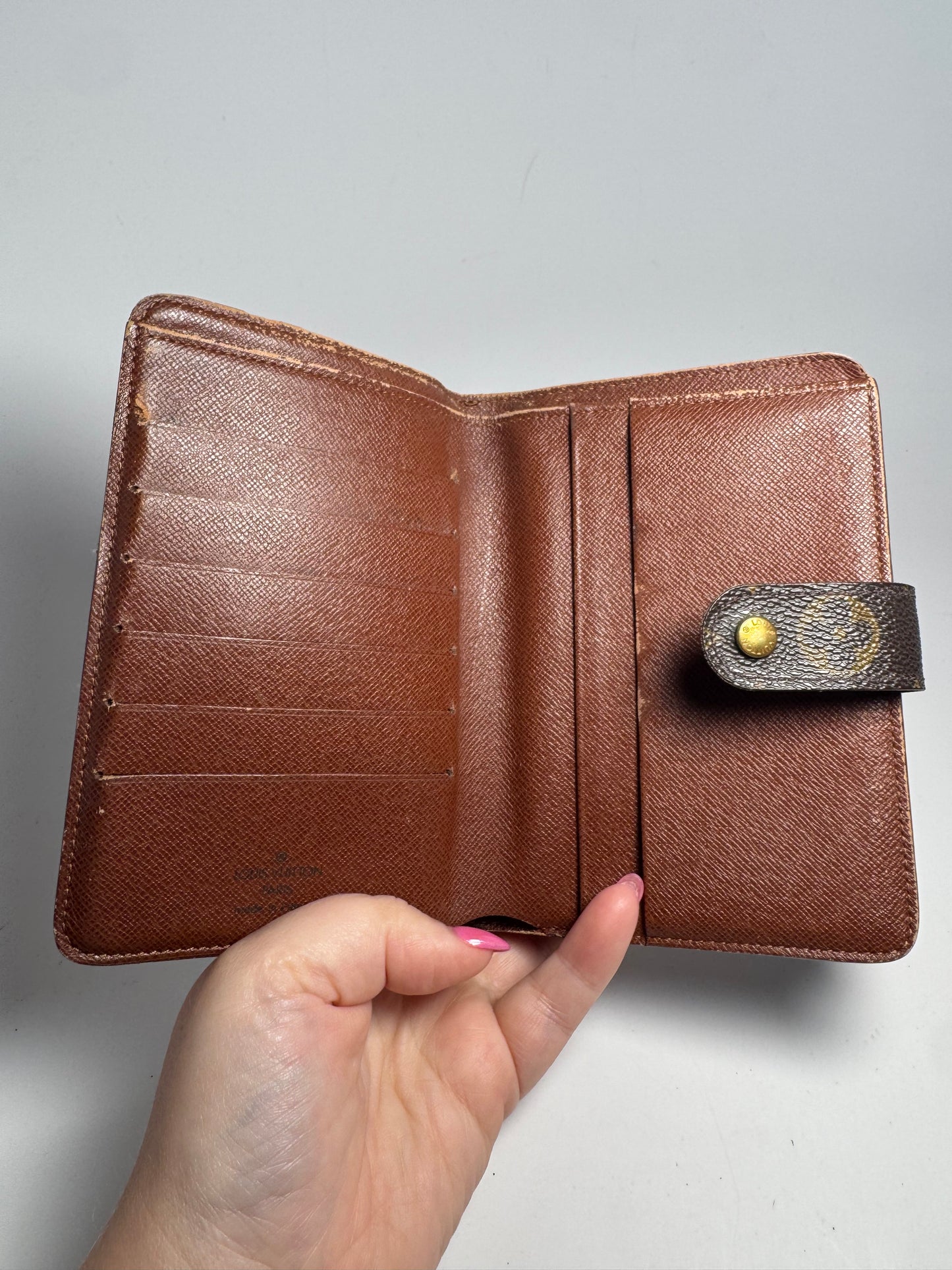 Louis Vuitton Porte Papier Wallet/Passport Holder in Monogram Made in France January 2001