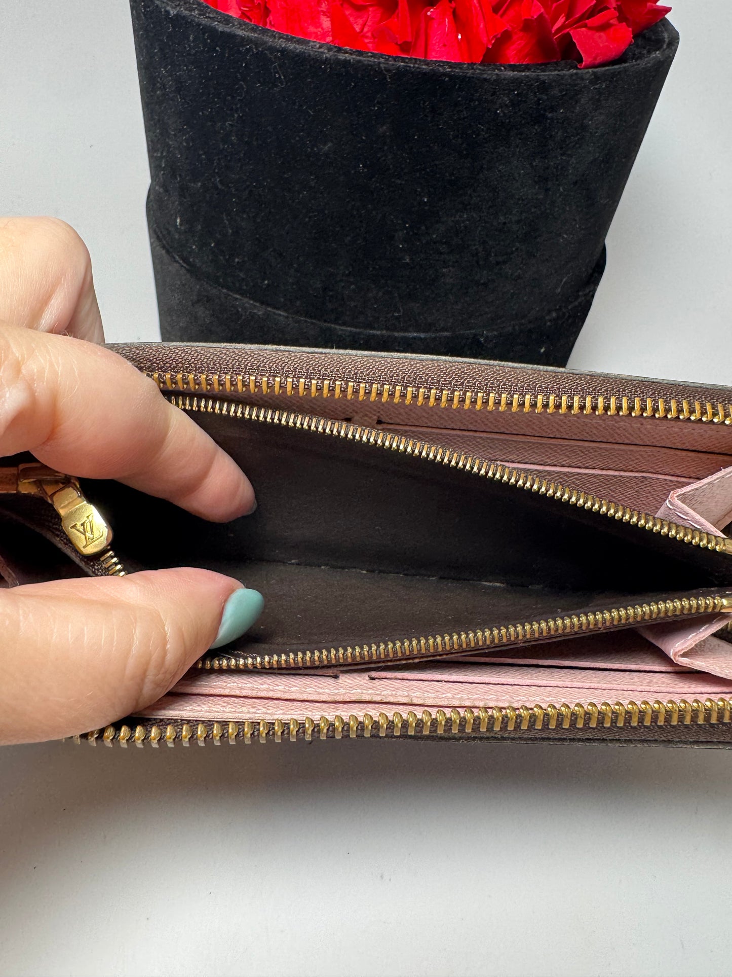Louis Vuitton Damier Ebene Clémence Wallet w/Ballerine Pink Interior