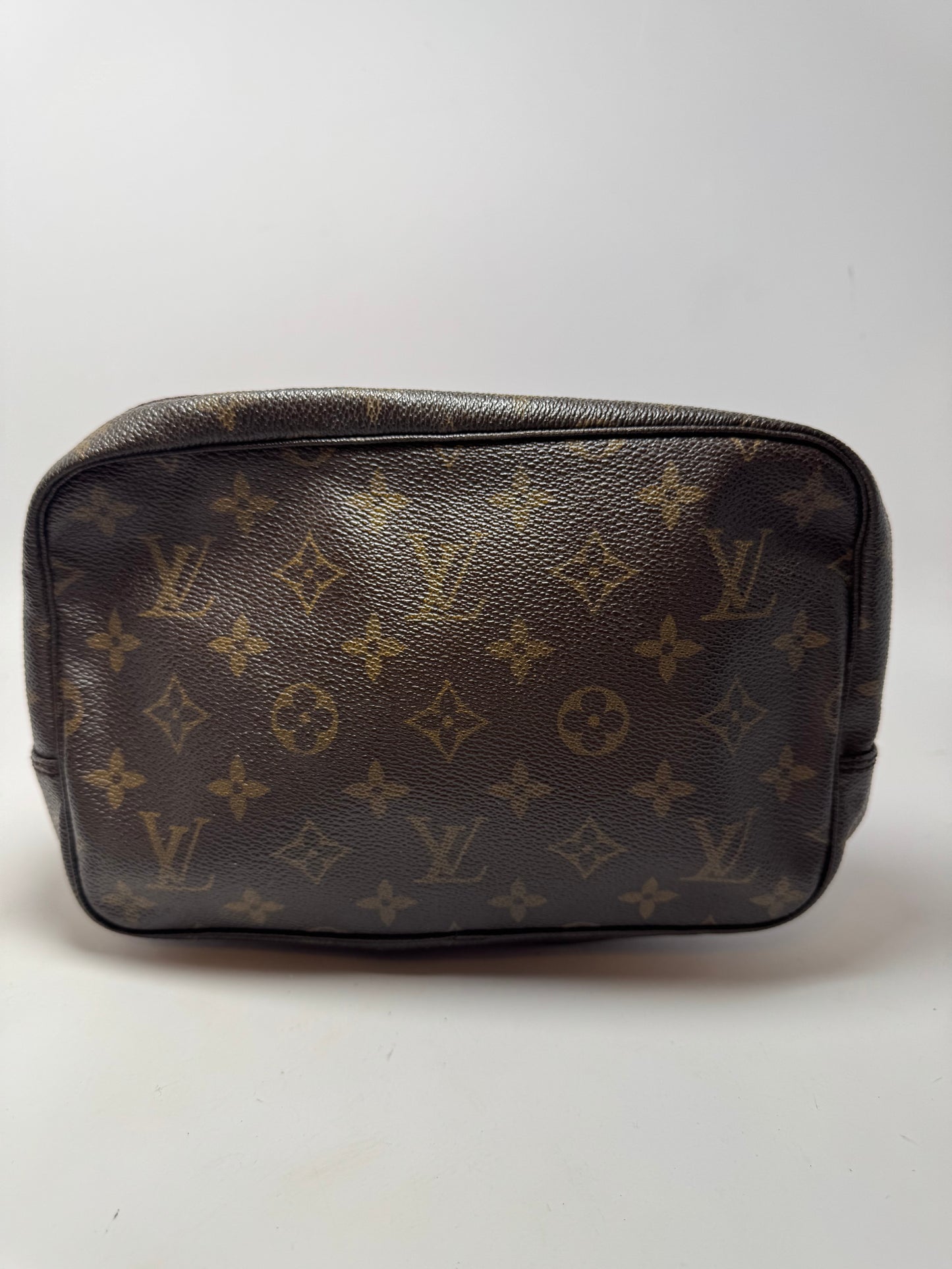 Louis Vuitton Trousse 23 Monogram Toiletry/Makeup Bag
