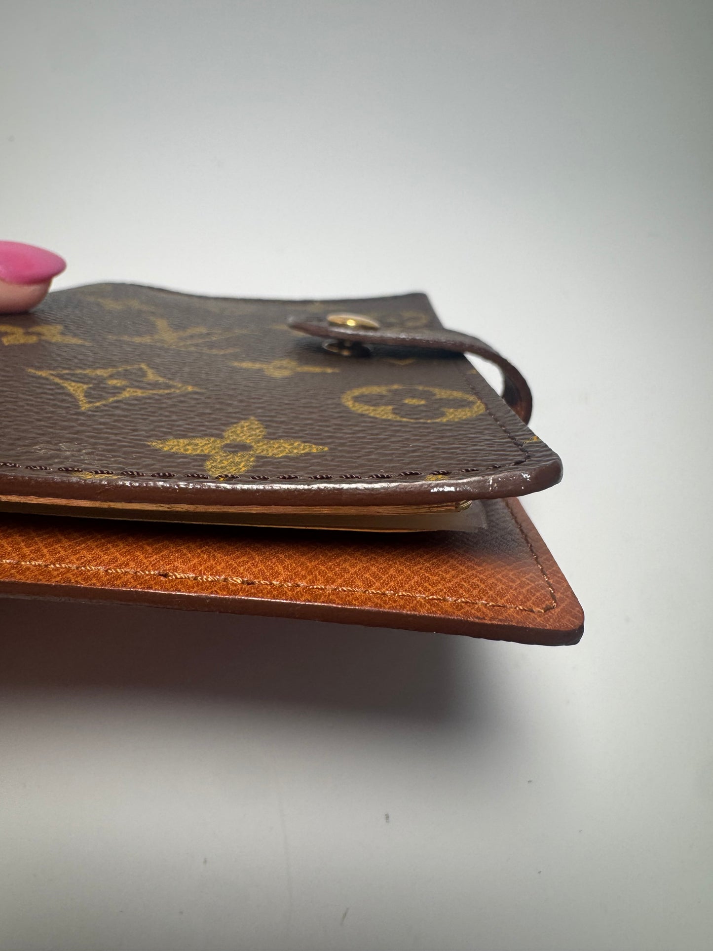 Louis Vuitton Agenda PM (Small Size)/Passport Holder comes with inserts