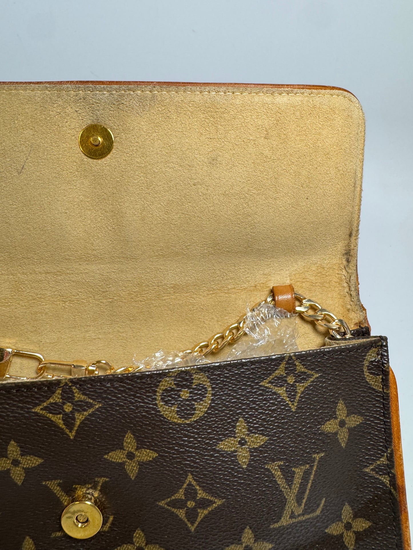 Louis Vuitton Monogram Twin GM Pochette Clutch on Chain (FAIR)