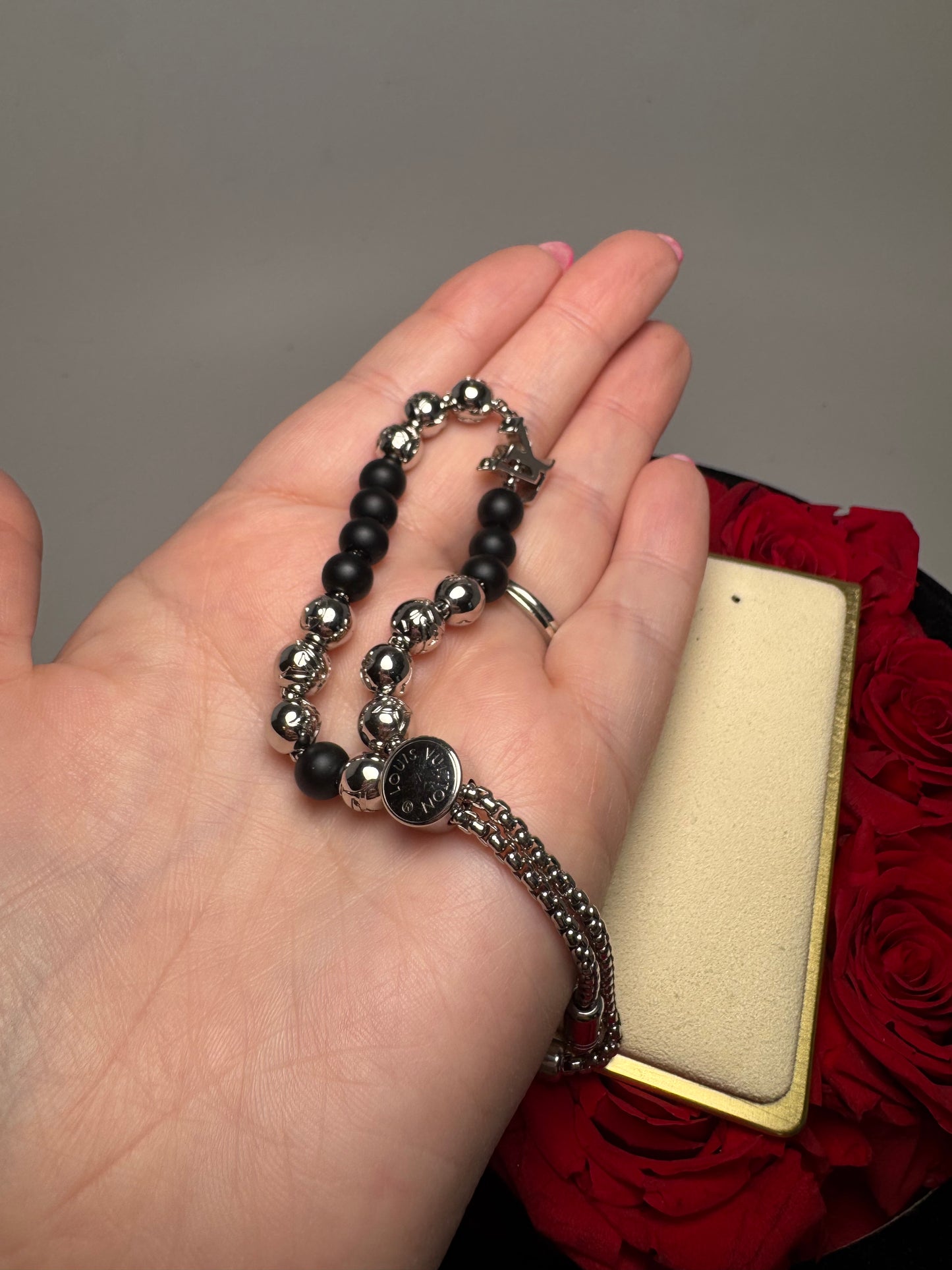 Louis Vuitton Monogram Beads Bracelet Onyx & Silver Unisex