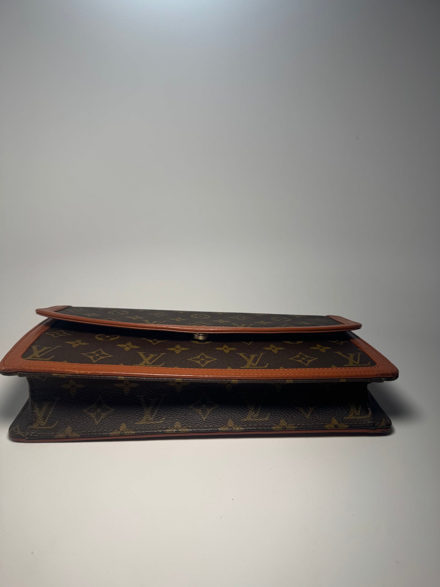 Louis Vuitton Pochette Dame Monogram Clutch