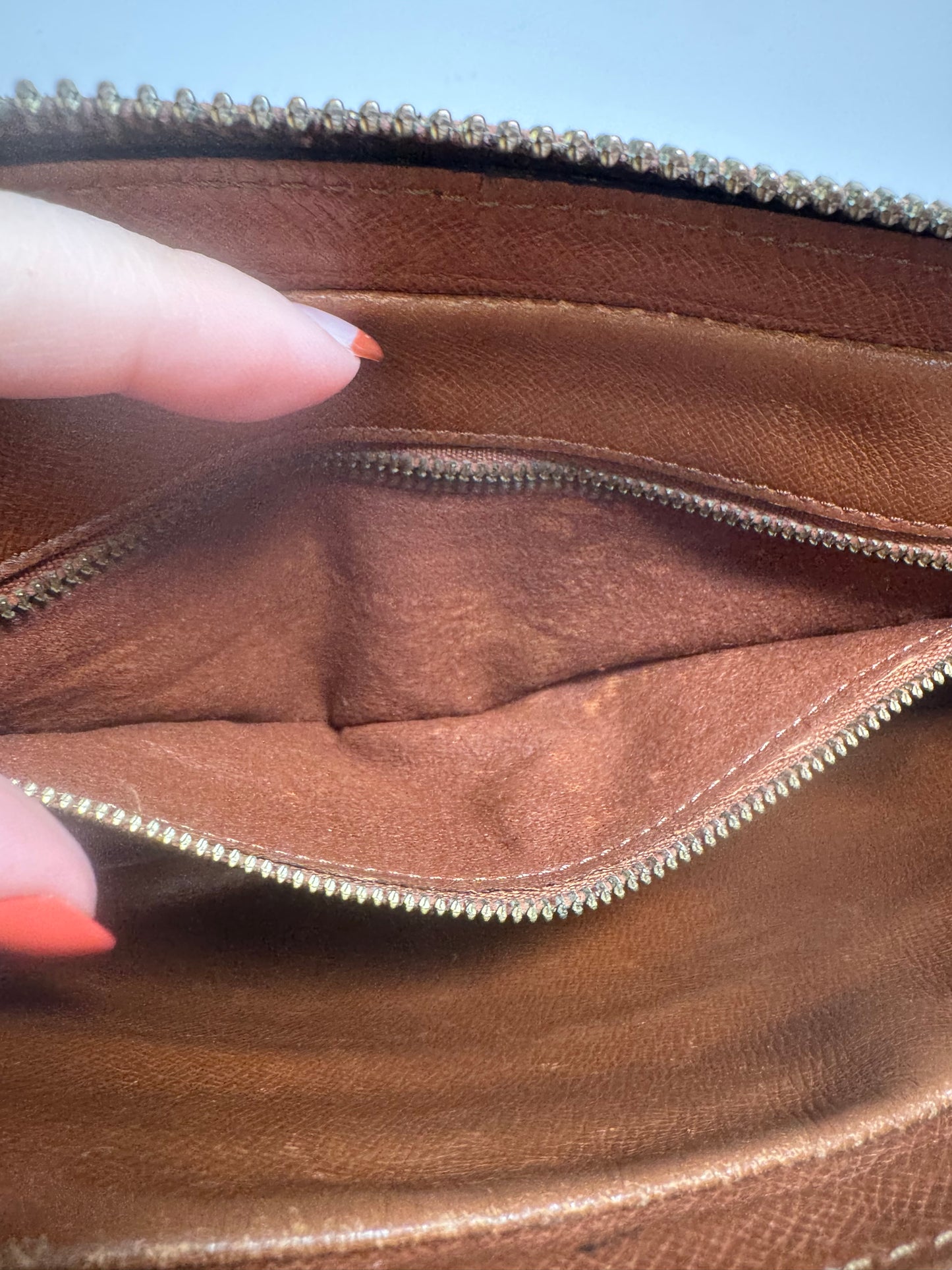 Louis Vuitton Marly Draggone Clutch Monogram