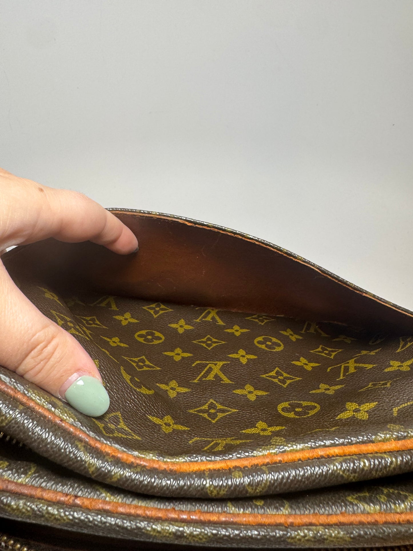 Louis Vuitton Nile Monogram Crossbody- pre date code