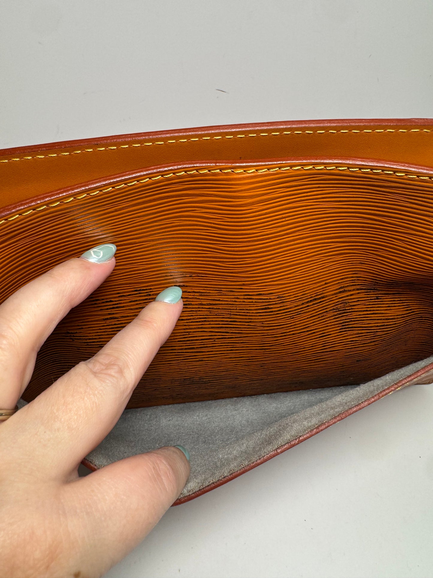 Louis Vuitton Pochette Homme Epi Leather Clutch