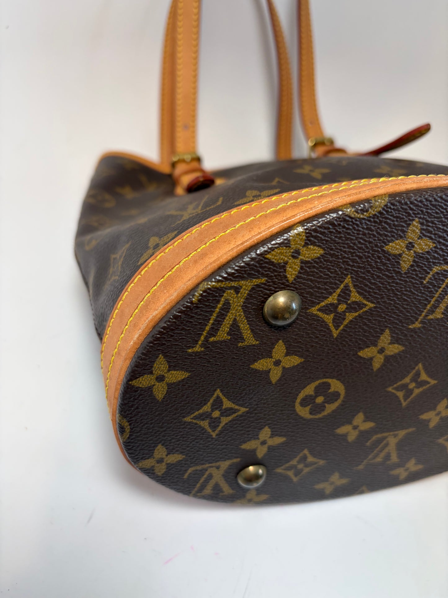 Louis Vuitton Petite Bucket Bag PM Monogram Tote/Shoulder Bag
