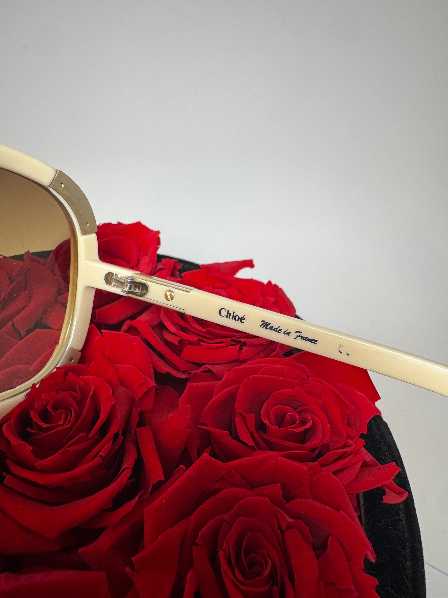 Chloé Sunglasses Myrte Oversized Sunglasses 2119 Cream