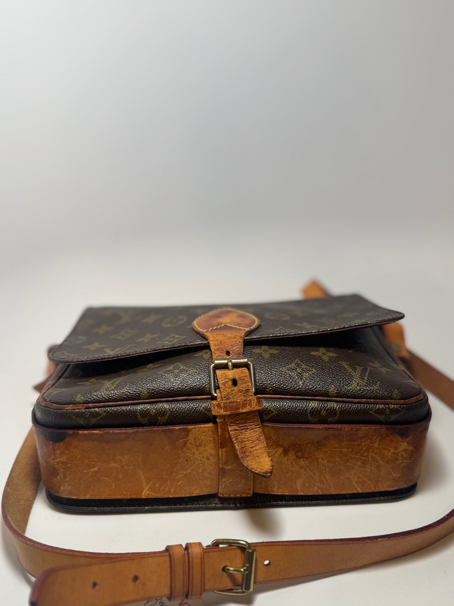 Louis Vuitton Cartouchière GM Monogram Crossbody (Vintage) Fair Condition