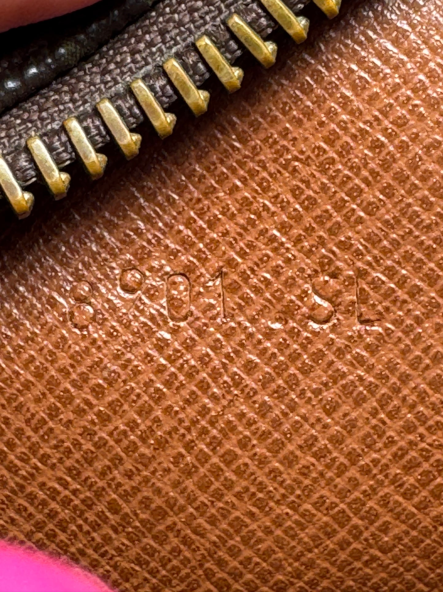 Louis Vuitton Compiegne 28 Clutch/Pouch/Toiletry Bag in Monogram