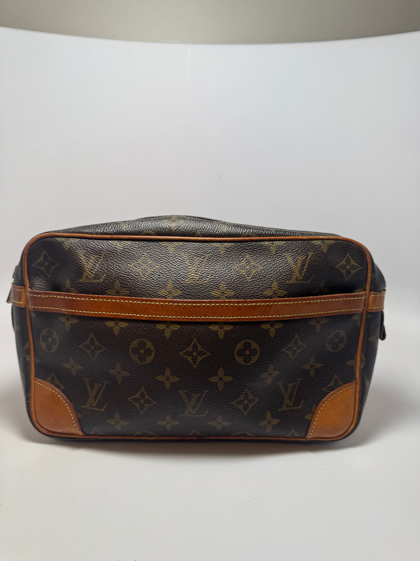 Louis Vuitton Compiegne 28 Pouch/Toiletry Bag