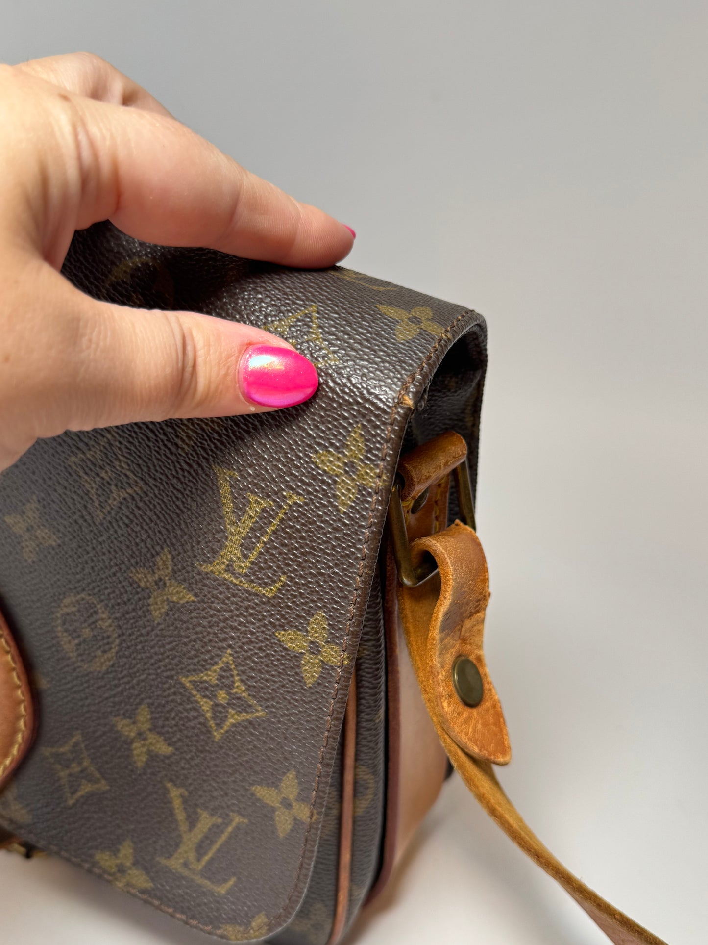 Louis Vuitton Cartouchière MM Monogram Crossbody/Shoulder Bag