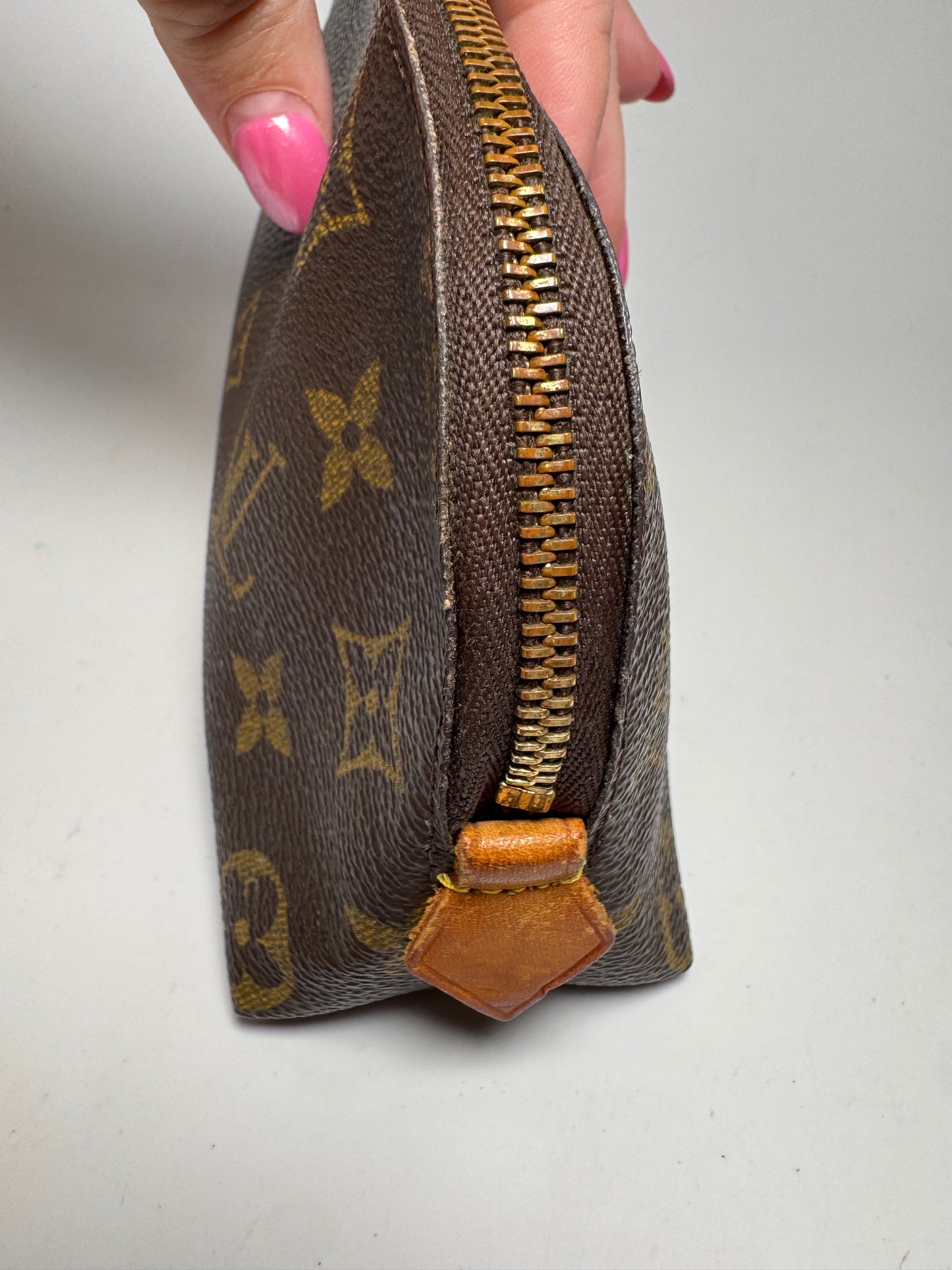 Louis Vuitton Cosmetic Pouch Monogram, November 2001