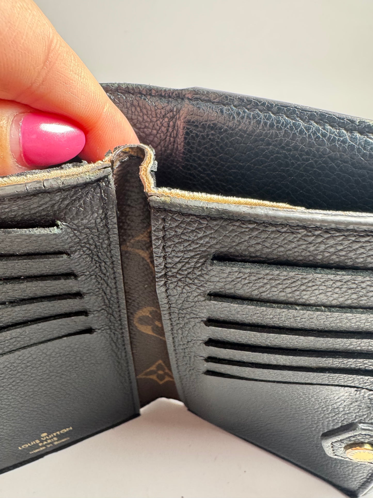 Louis Vuitton Monogram Pallas Wallet Brown Monogram & Black Leather