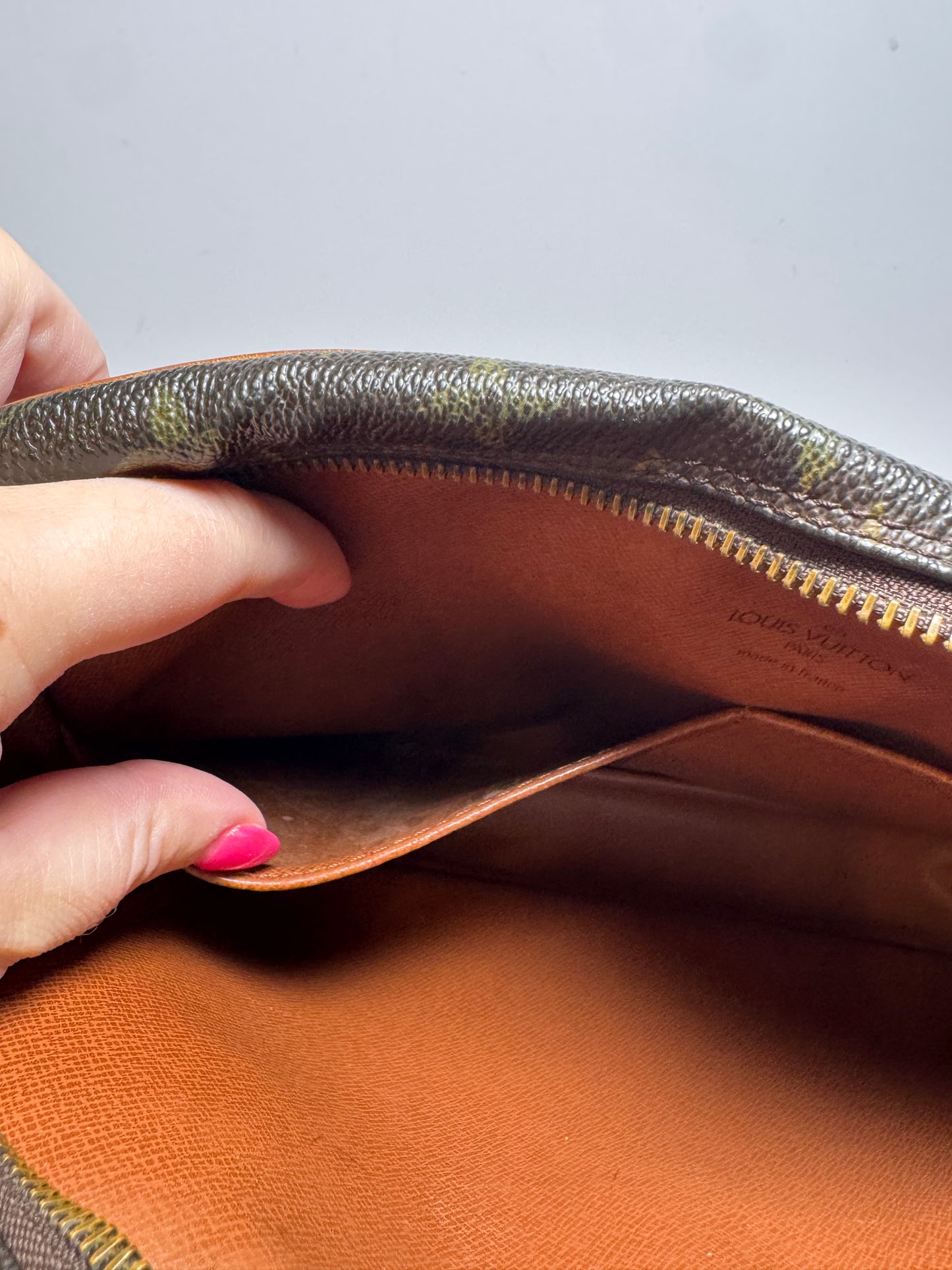 Louis Vuitton Compiegne 28 Clutch/Pouch/Toiletry Bag in Monogram
