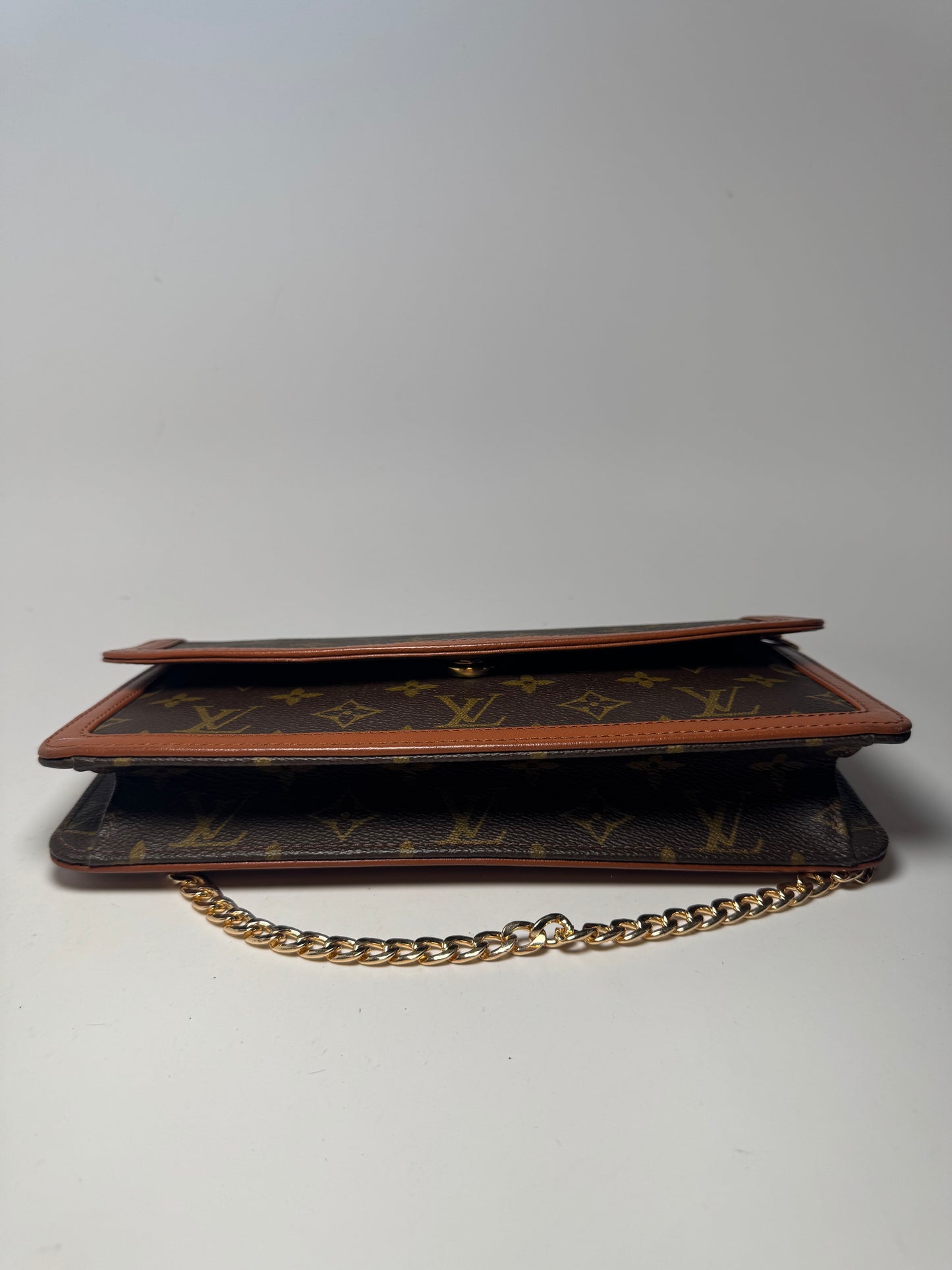 Louis Vuitton Pochette Dame Clutch PM in Monogram
