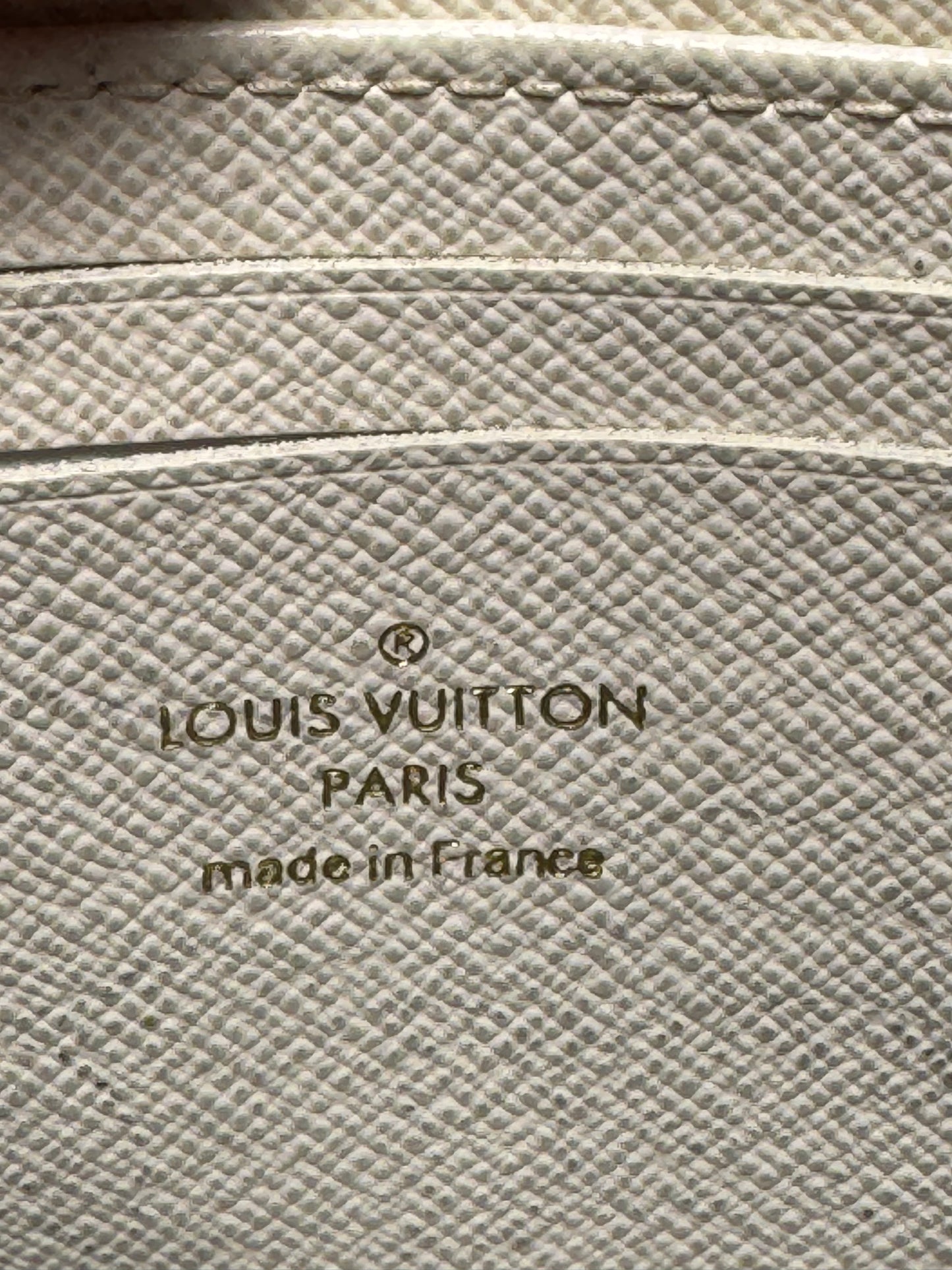 Louis Vuitton Monogram Giant Jungle Zippy Coin Purse Ivory Zebra Print