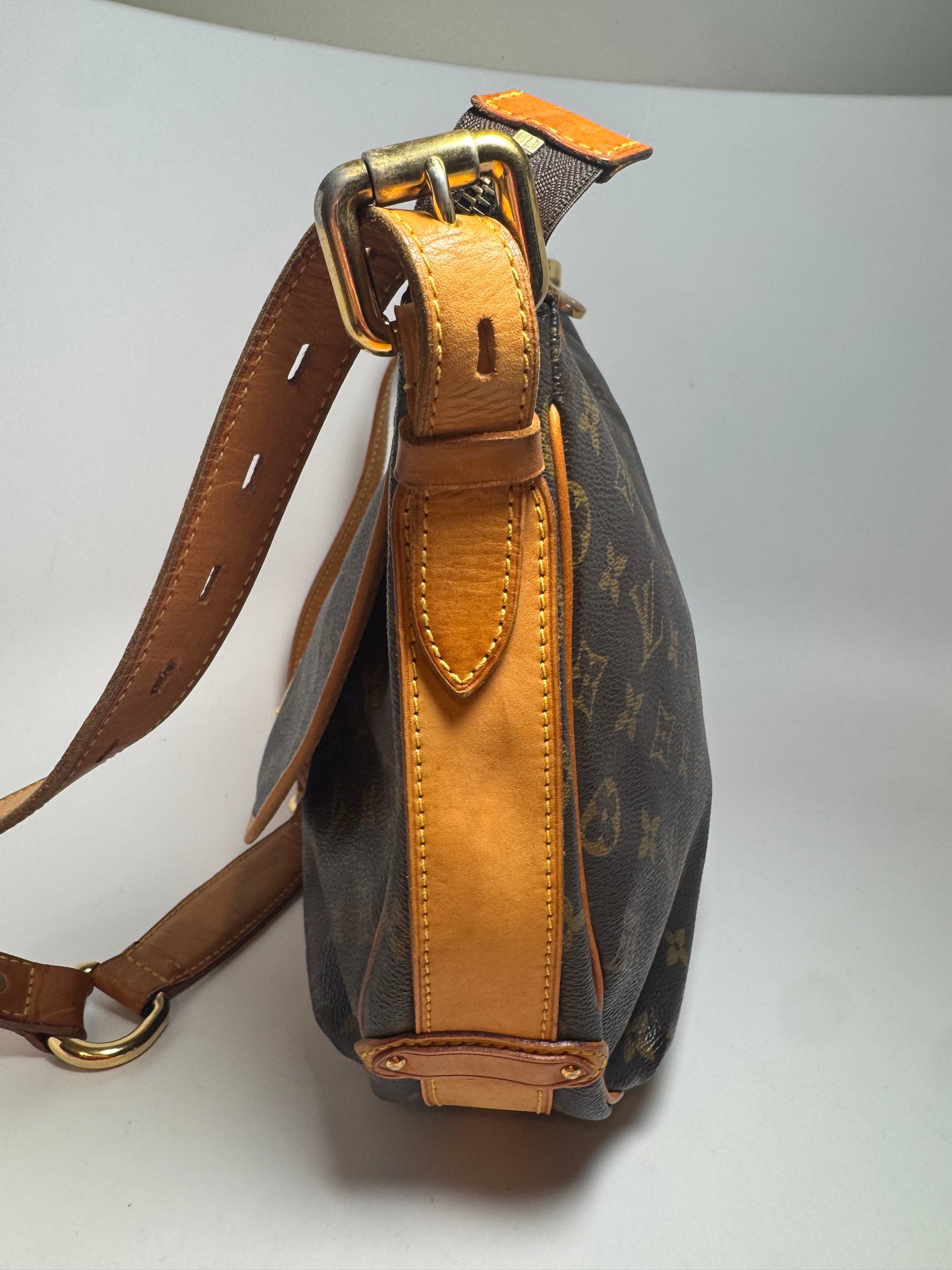 Louis Vuitton Tulum GM Monogram 2Way Crossbody/Shoulder Bag Made in France