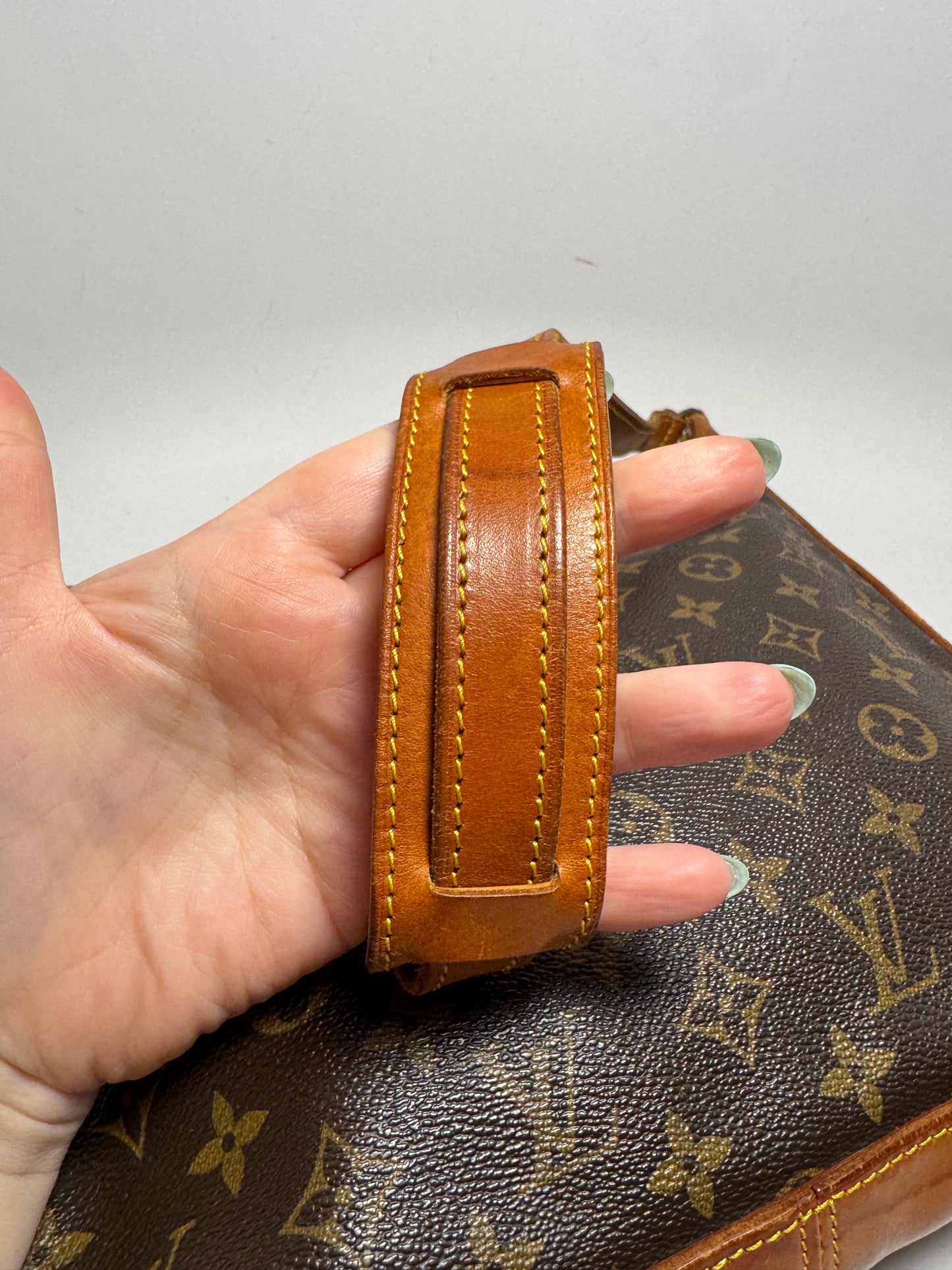 Louis Vuitton Boulogne 30 Monogram Shoulder Bag Vintage