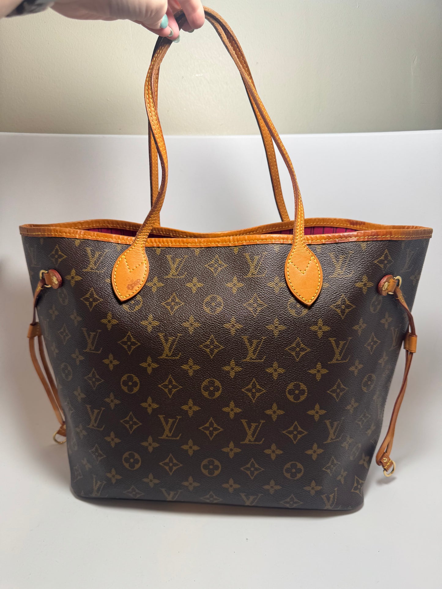 Louis Vuitton Neverfull Tote MM with Pivone (Hot Pink) Interior