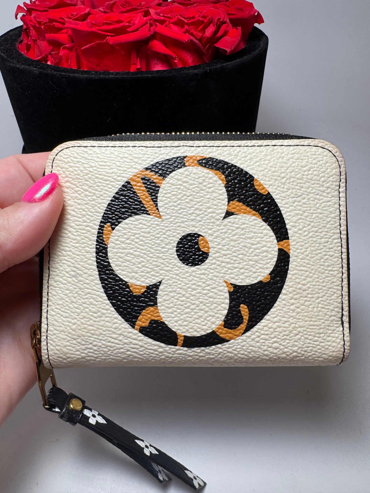 Louis Vuitton Monogram Giant Jungle Zippy Coin Purse Ivory Zebra Print