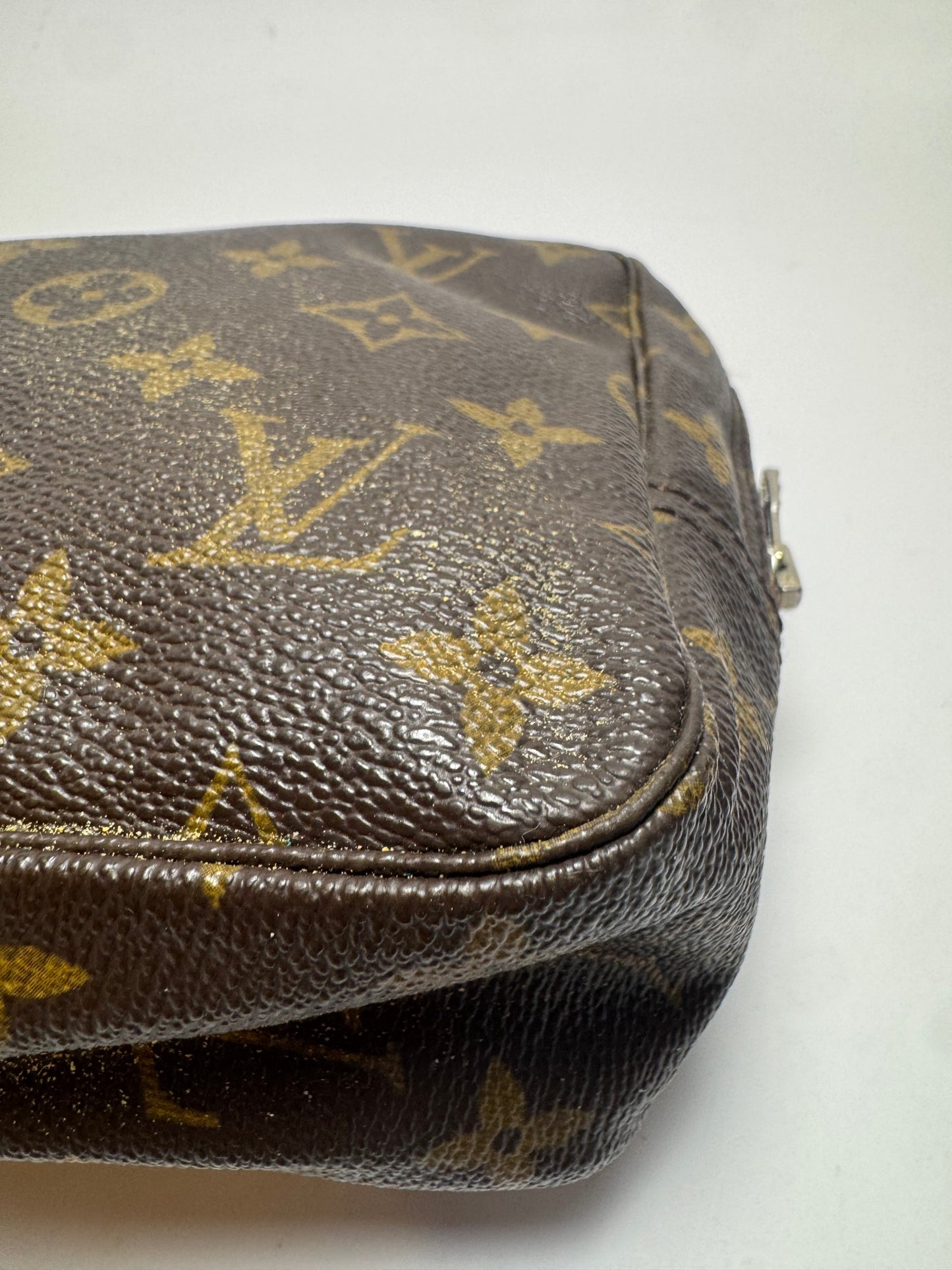 Louis Vuitton Trousse 23 Monogram Toiletry Bag/Makeup Bag