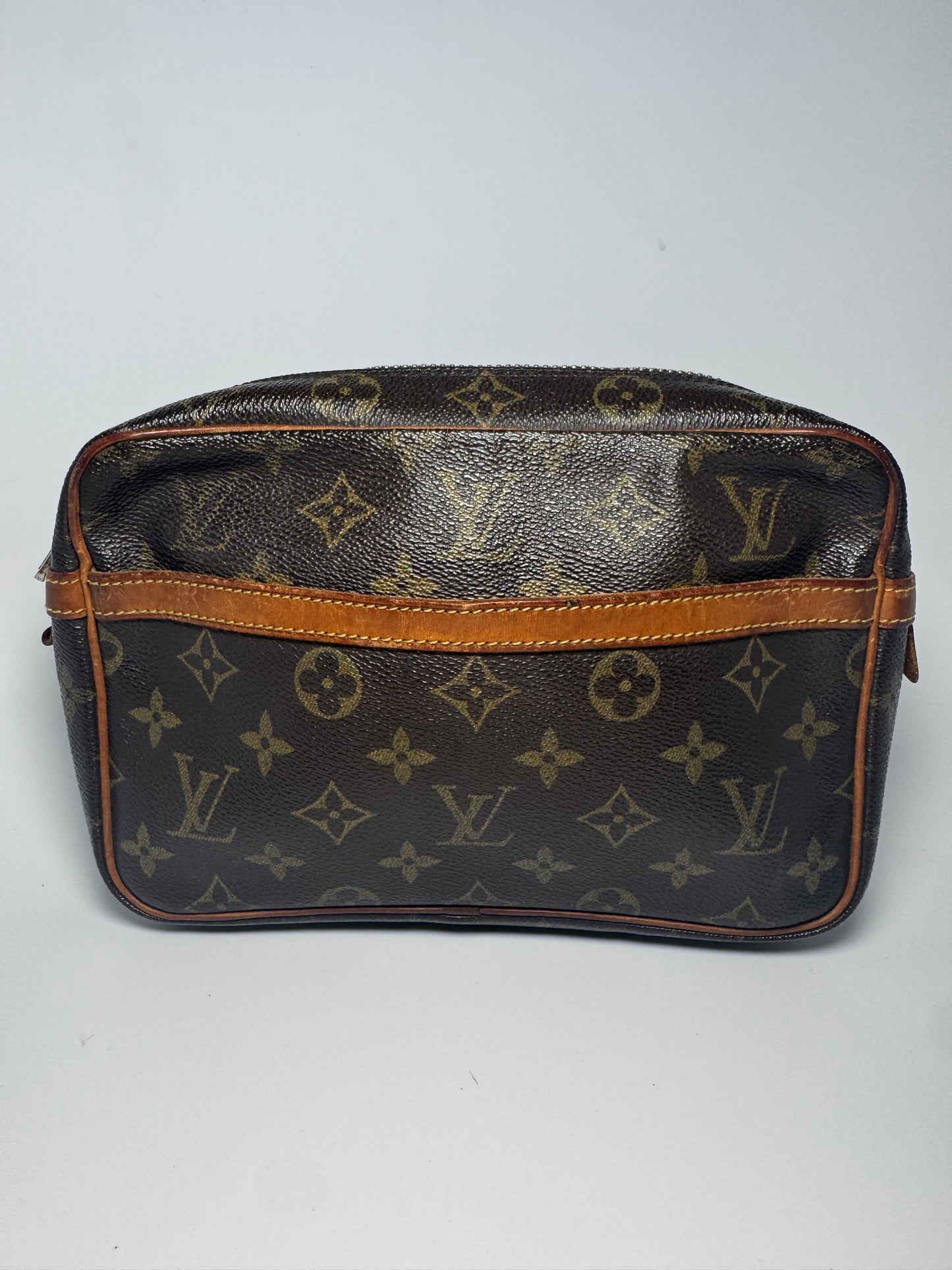 Louis Vuitton Compeigne 23 Monogram Toiletry Bag/Clutch