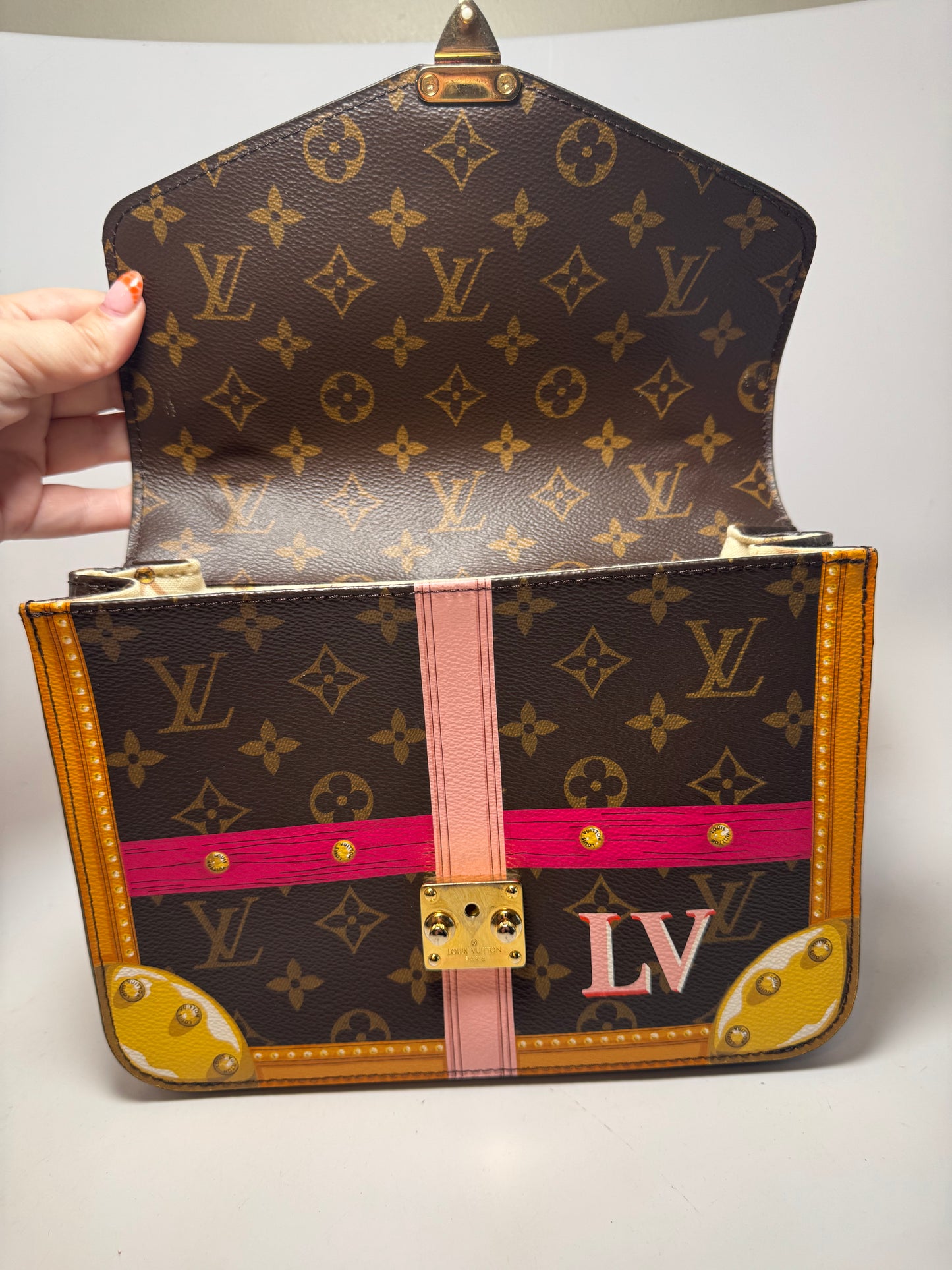 Louis Vuitton Monogram Summer Trunks Pochette Metis Crossbody