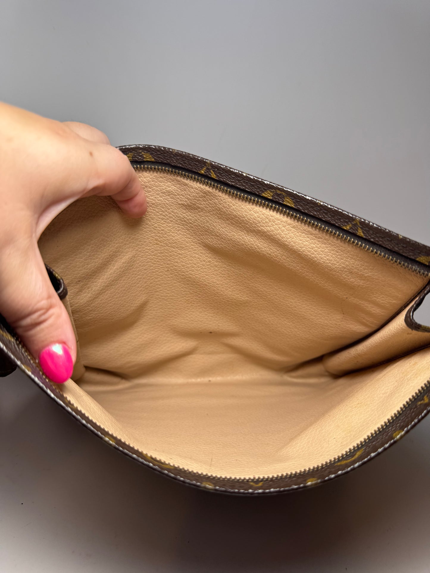 Louis Vuitton Toiletry 26 Pouch Monogram Makeup Bag