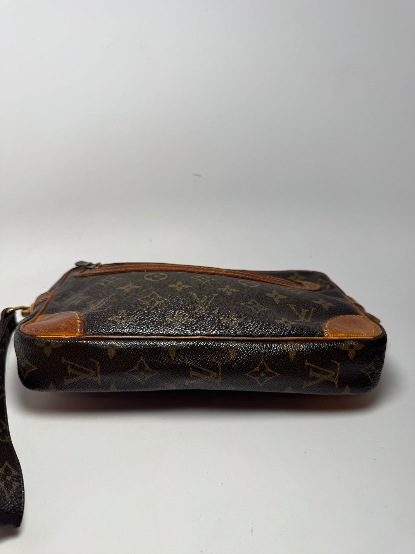 Louis Vuitton Marley Draggone Clutch Monogram Fair Condition