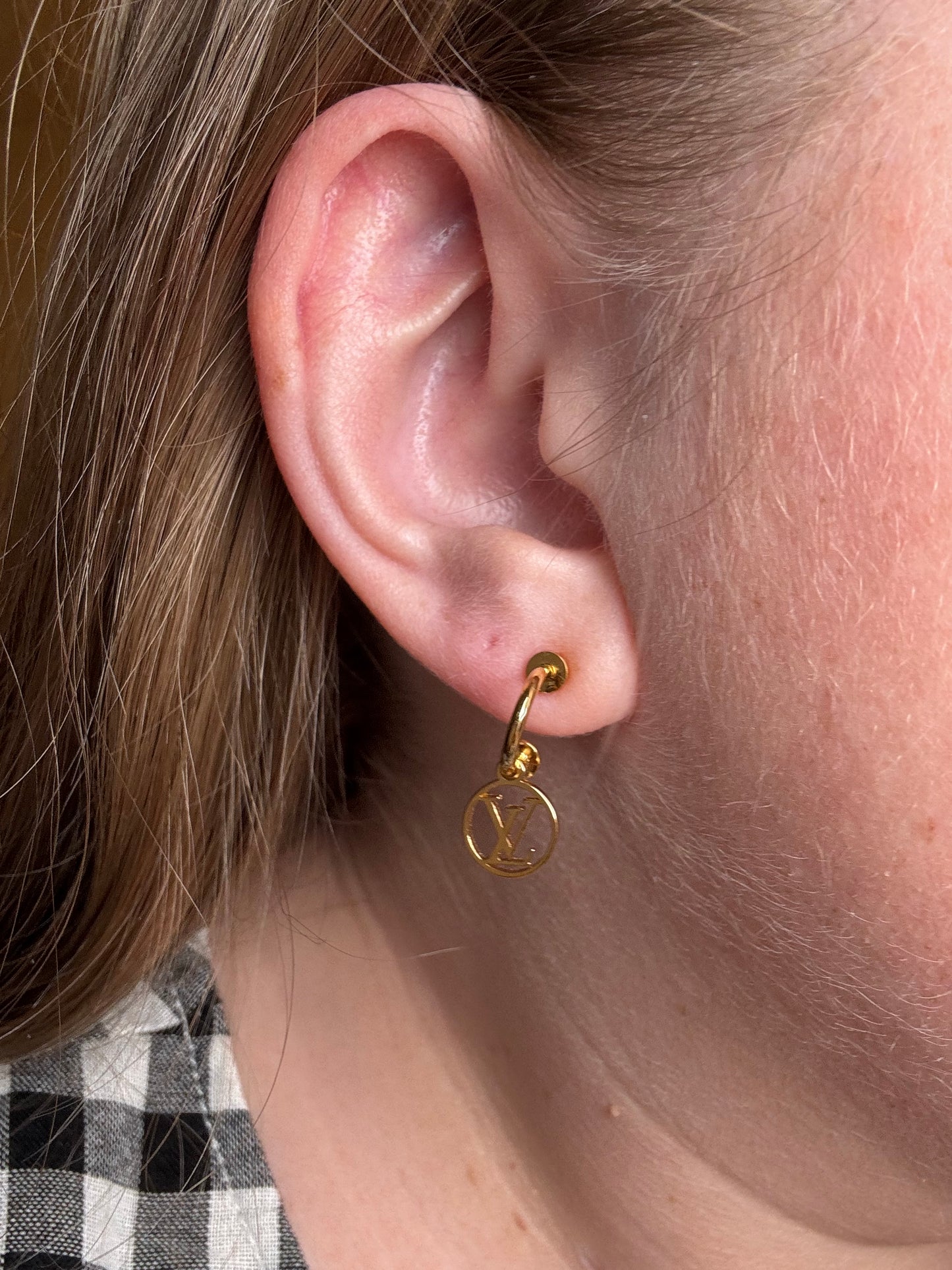 Louis Vuitton Blooming Earrings – Gold Metal – Limited Edition Box & Dust Bag