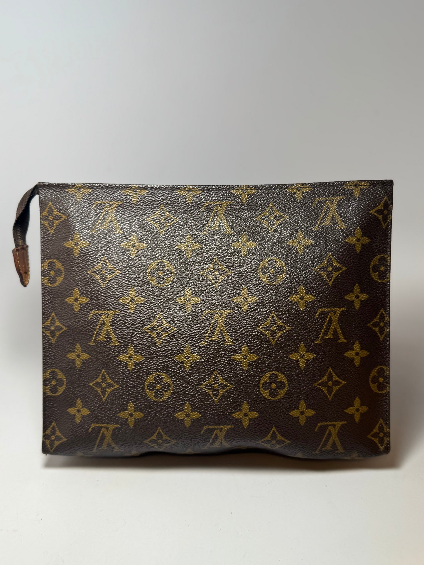 Louis Vuitton Toiletry 26 Pouch Monogram Makeup Bag