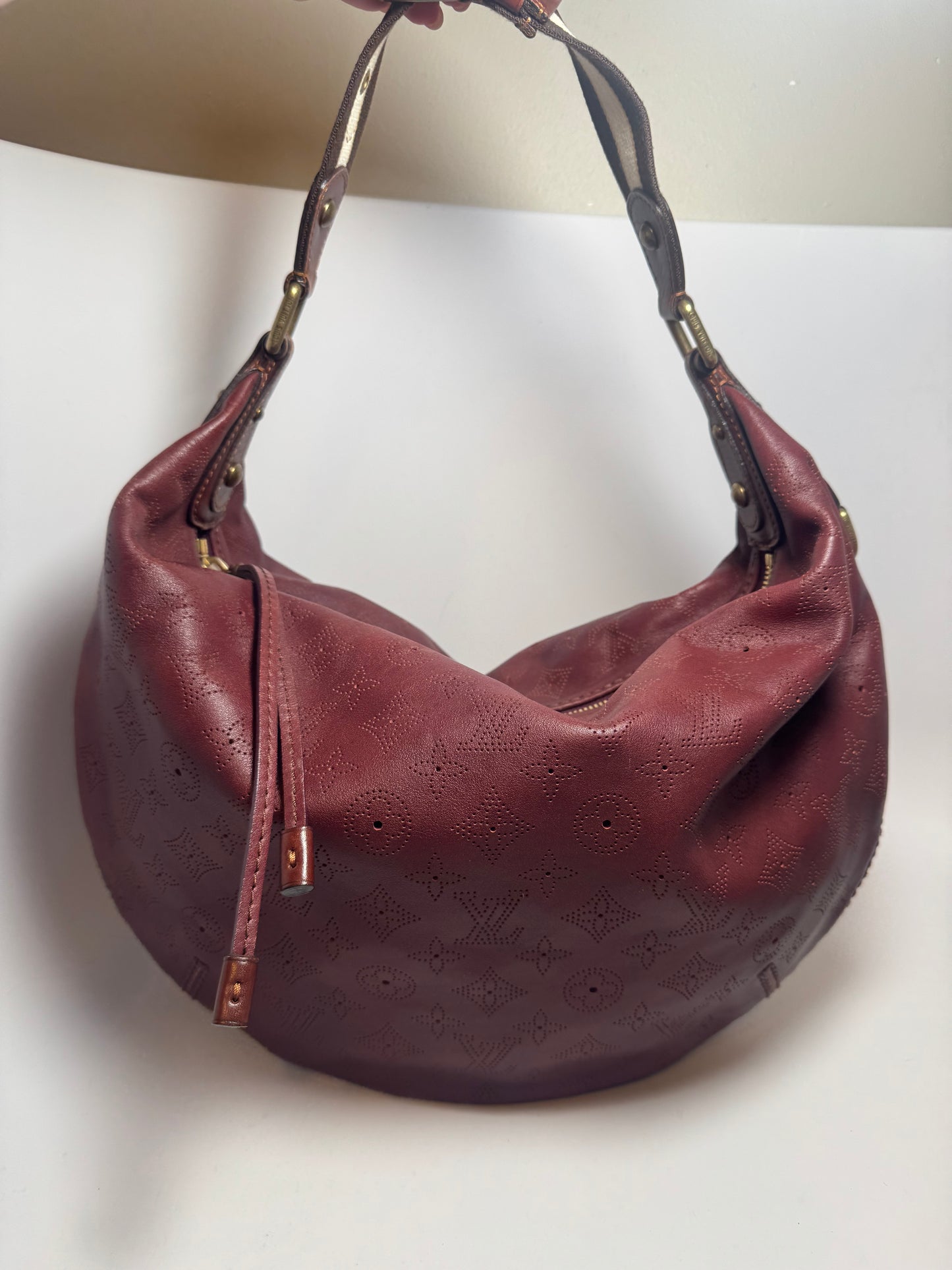 Louis Vuitton Onatah GM Leather Aubergine Limited Edition Shoulder Bag