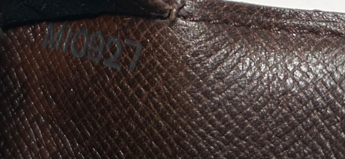 Louis Vuitton Damier Ebene Slim Wallet/Passport Cover