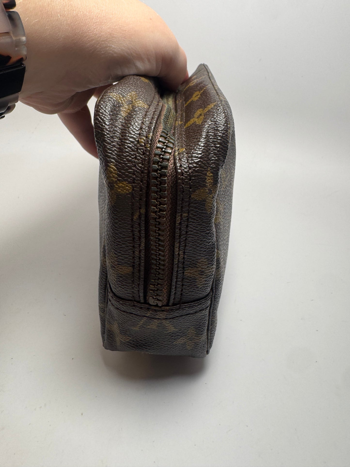 Louis Vuitton Trousse 23 Monogram Toiletry Bag/Makeup Bag