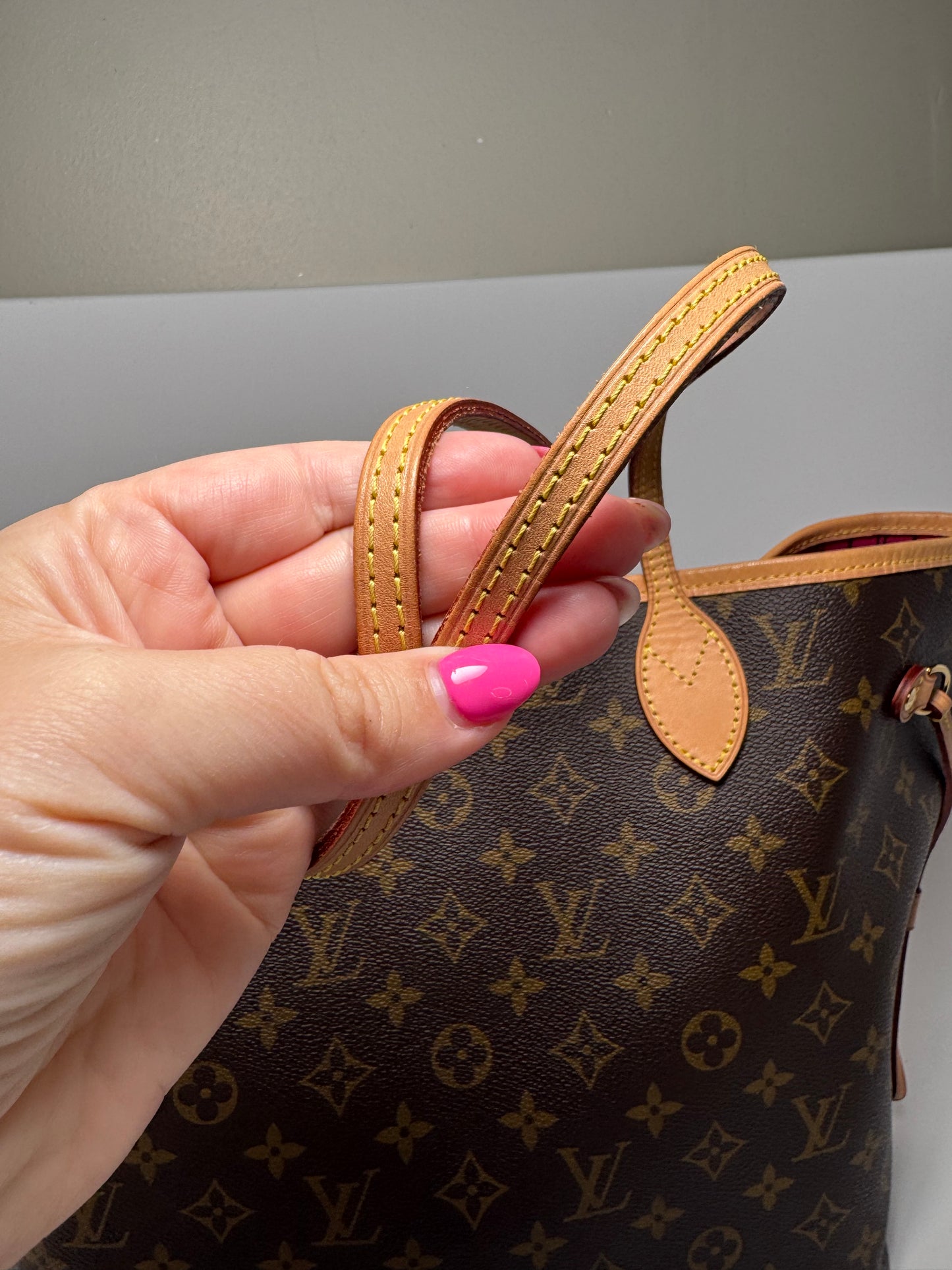 Louis Vuitton Neverfull MM Monogram Pivoine Interior – 2020 France