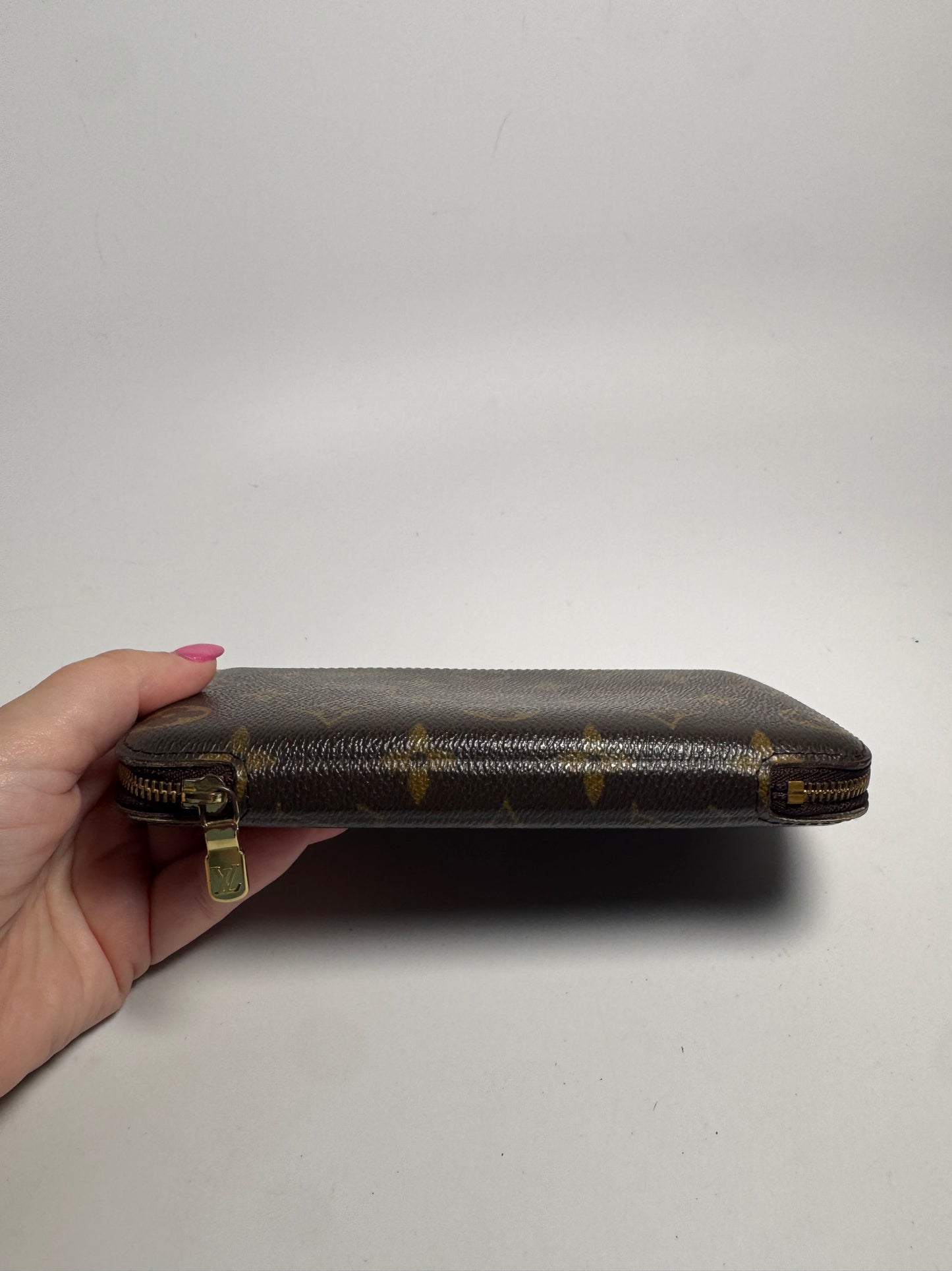 Louis Vuitton Monogram Geode Organizer Zippy Wallet- Fits IPhone