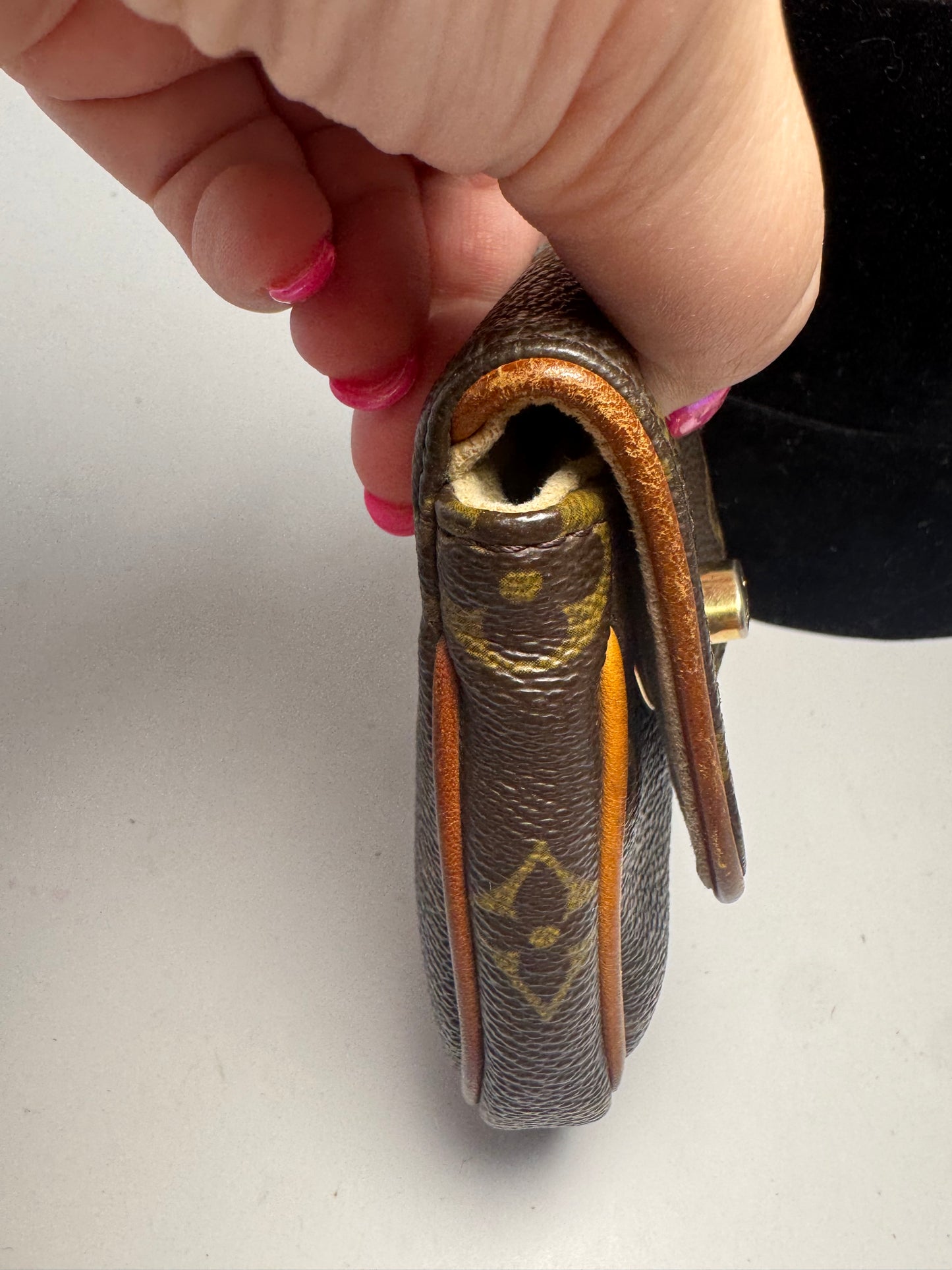 Louis Vuitton Tikal Pouch w/Key Cles Turn Lock Monogram Pouch