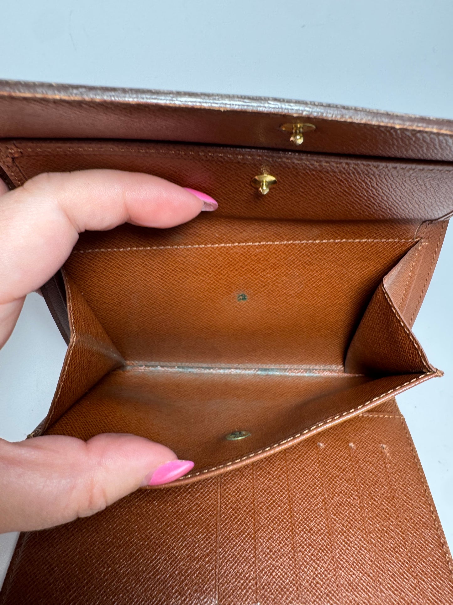 Louis Vuitton Porte Tressor Etui Papier Monogram Slim Snap Wallet, January 2001 in France