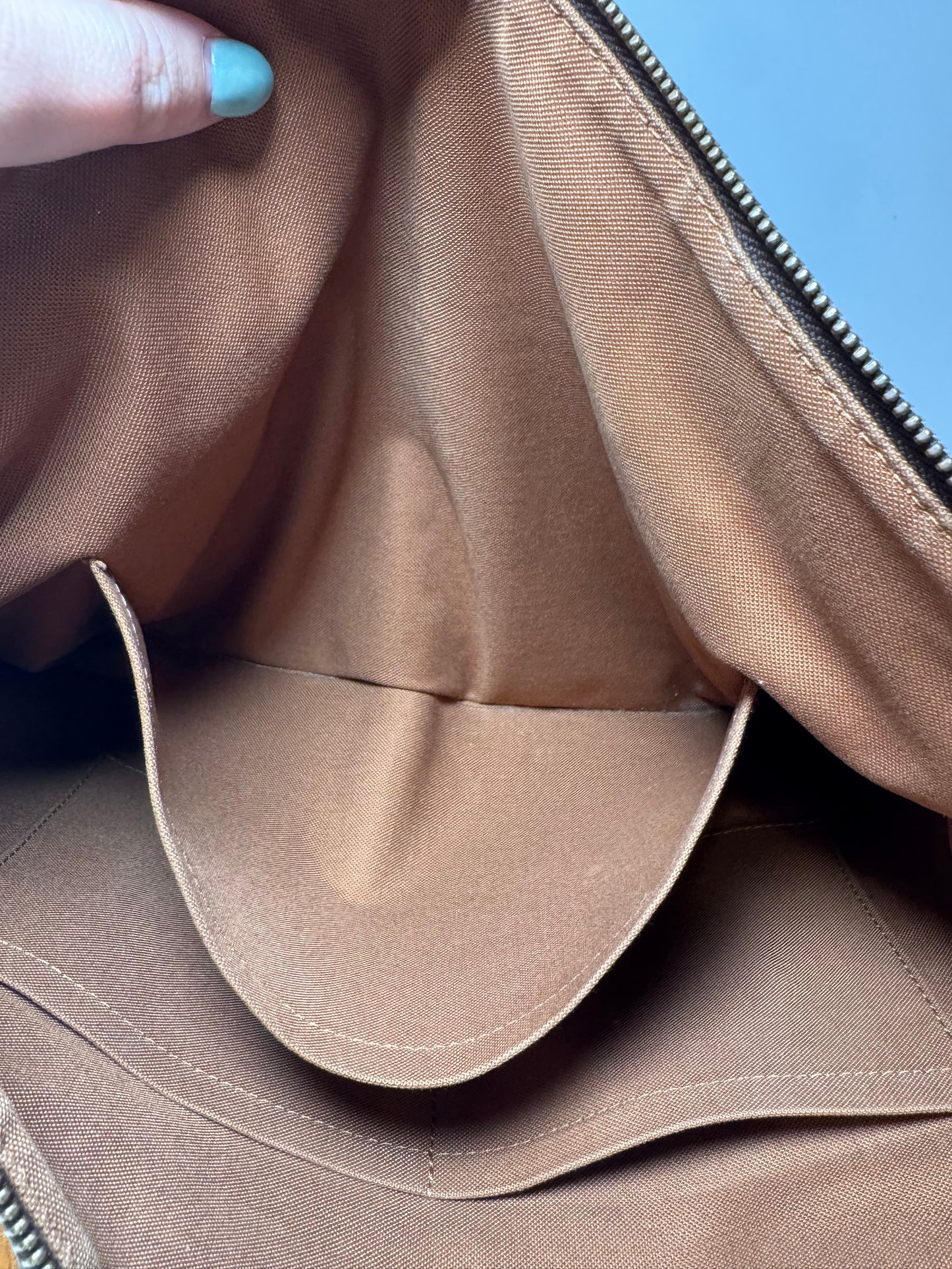 Louis Vuitton Totally MM Monogram Tote