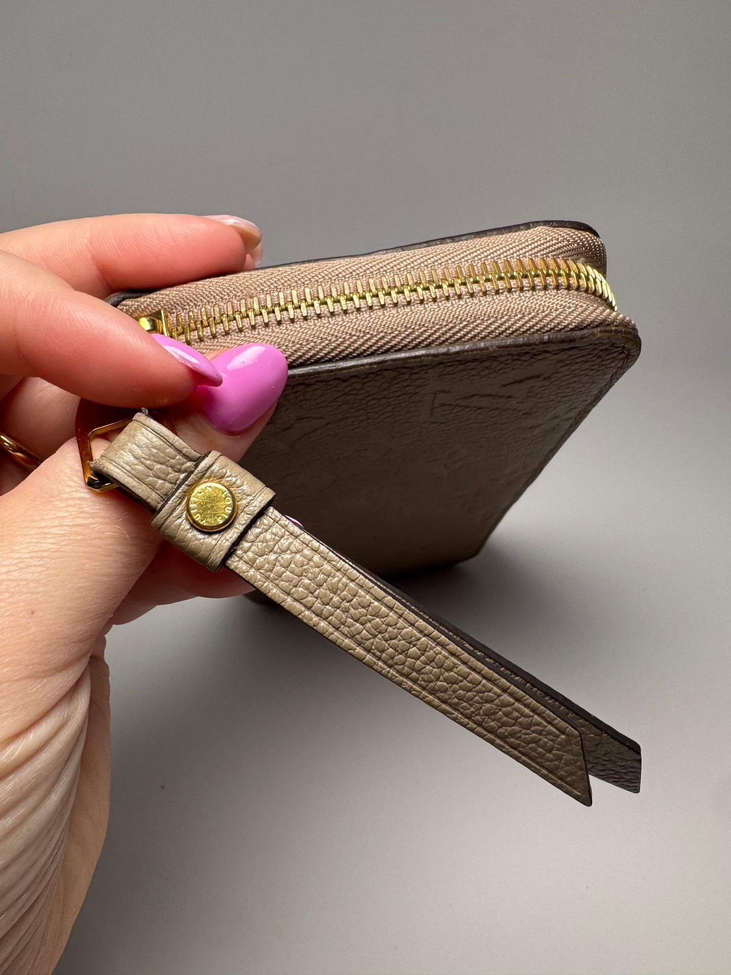 Louis Vuitton Zippy Wallet Monogram Empriente Tourterelle (Turtle Dove)