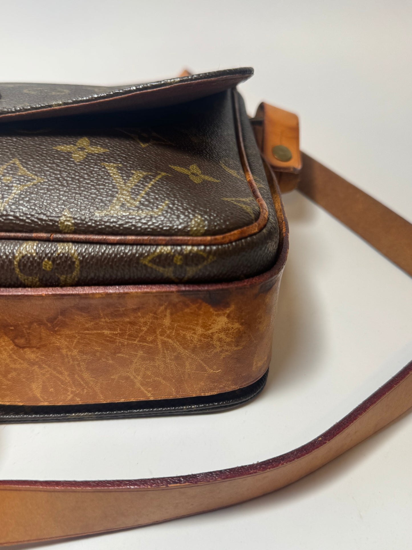 Louis Vuitton Cartouchière GM Monogram Crossbody (Vintage) Fair Condition