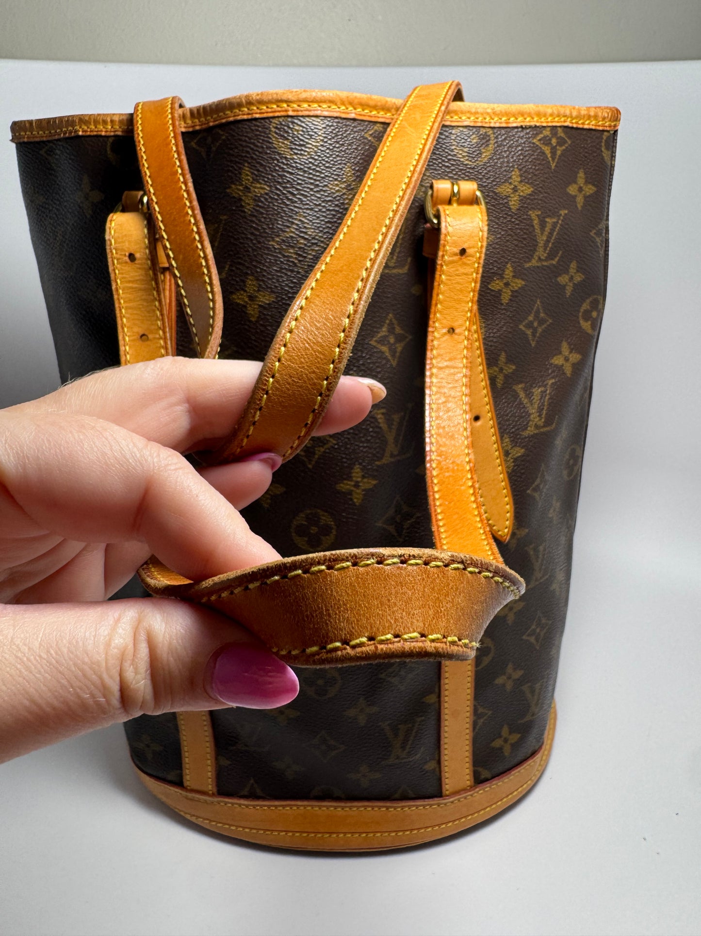 Louis Vuitton Bucket GM Monogram Tote – Made in France September 2001