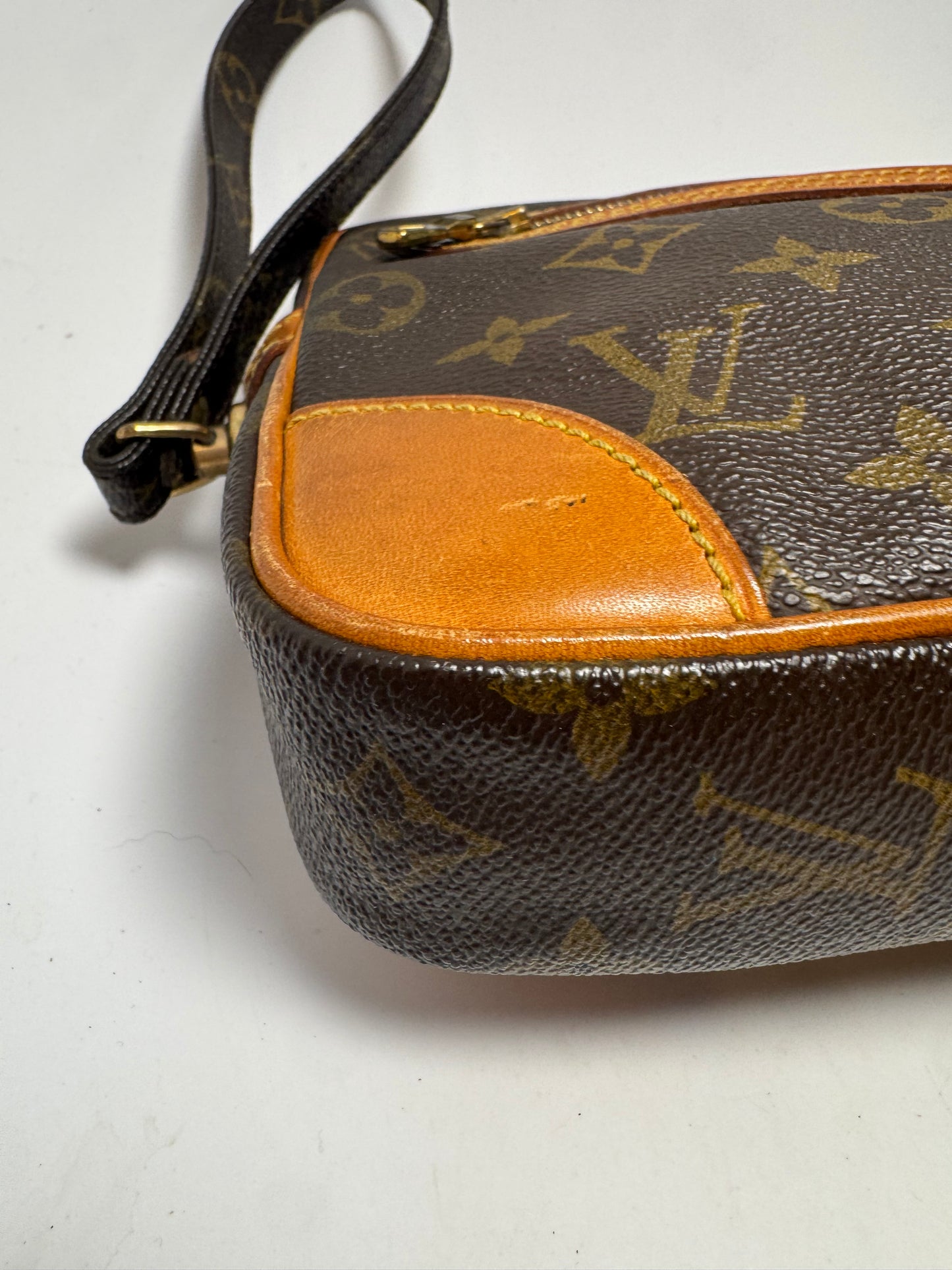 Louis Vuitton Marly Draggone Clutch Monogram