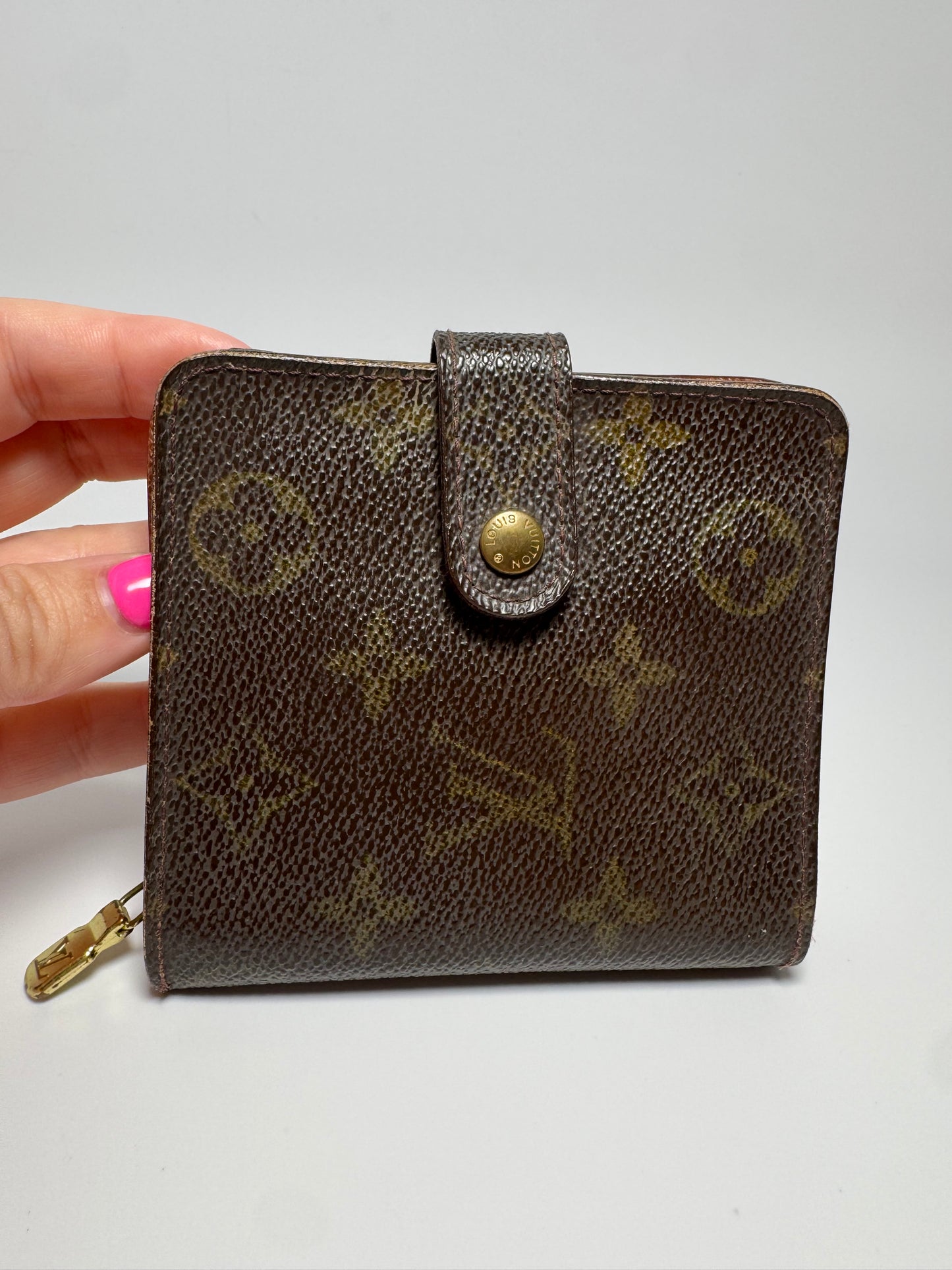 Louis Vuitton Monogram French Compact Zippy Wallet- Vintage November 1999 in Spain