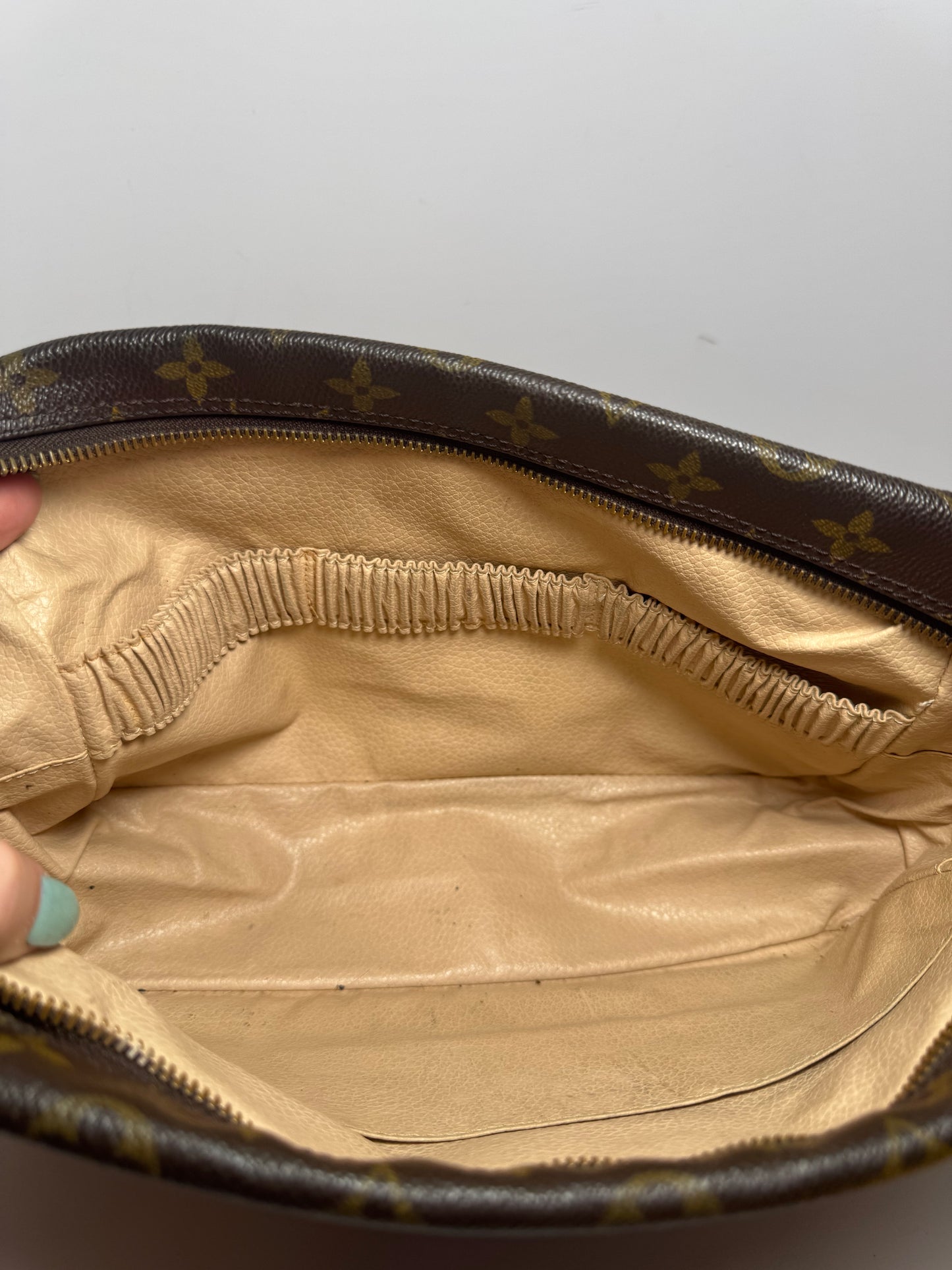Louis Vuitton Trousse 28 Monogram