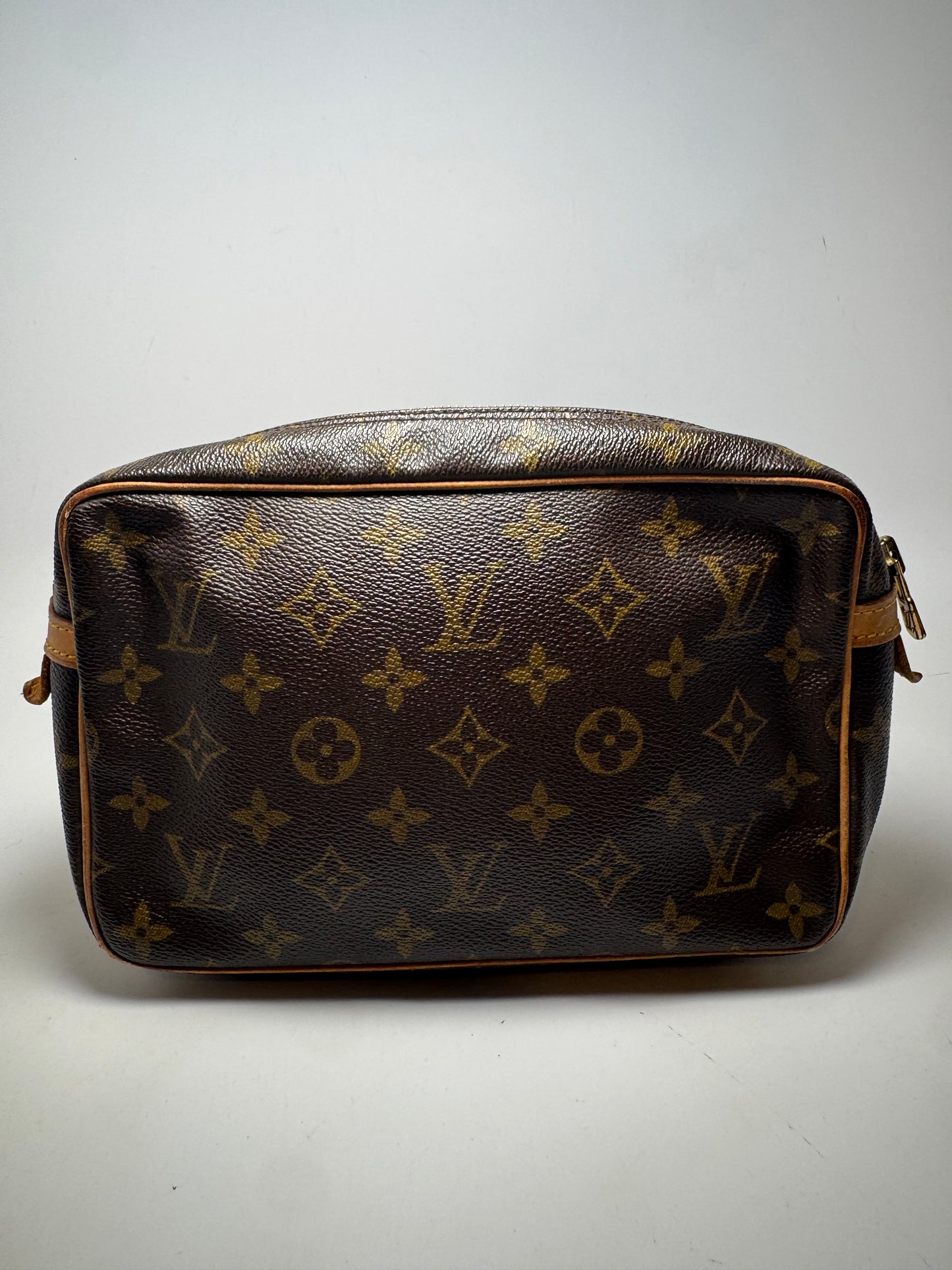 Louis Vuitton Compeigne 23 Travel Pouch/Clutch