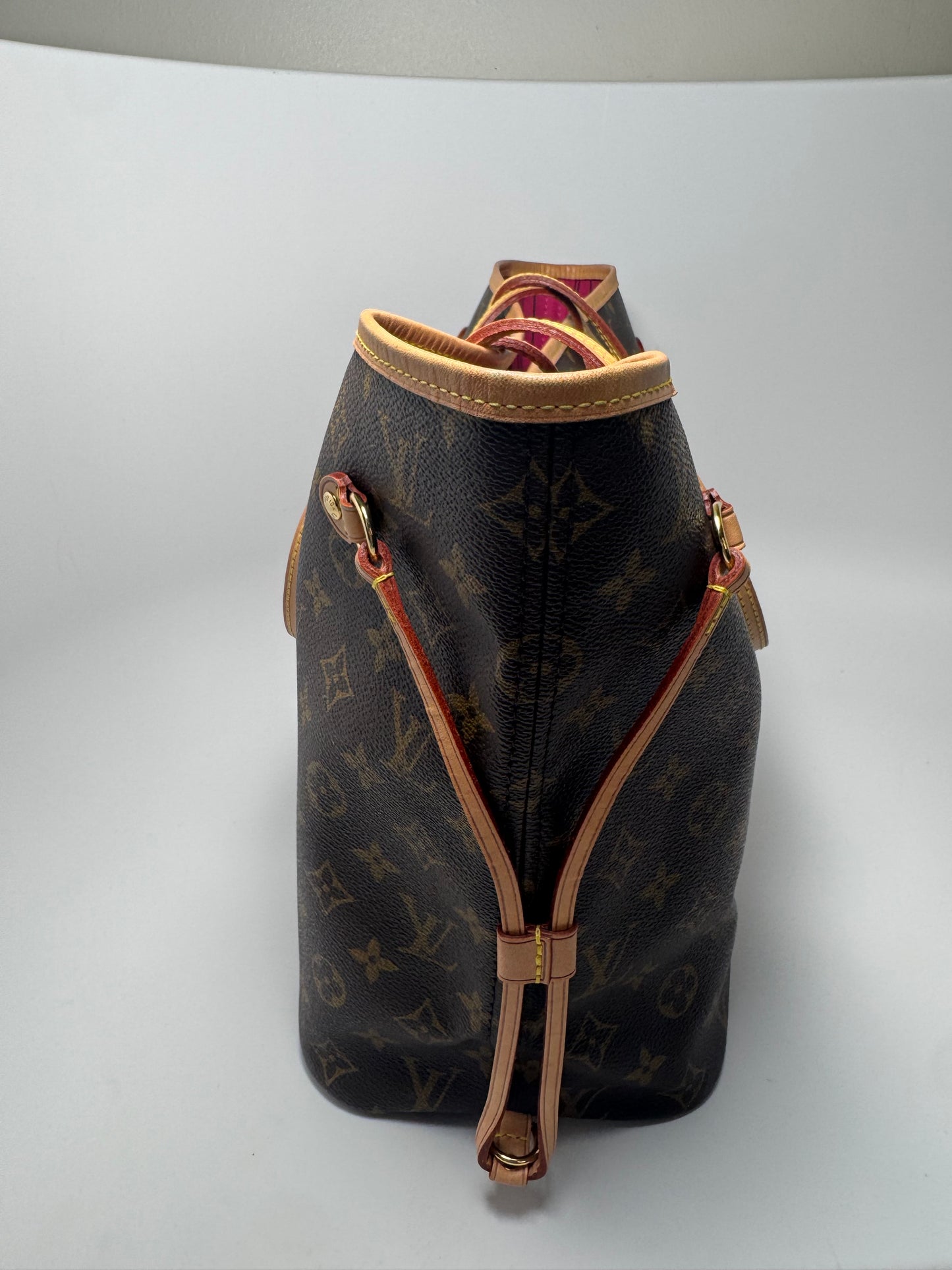 Louis Vuitton Neverfull MM Monogram Pivoine Interior – 2020 France
