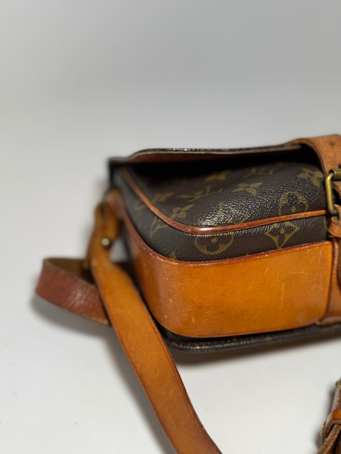 Louis Vuitton Cartouchière MM Monogram Crossbody/Shoulder Bag